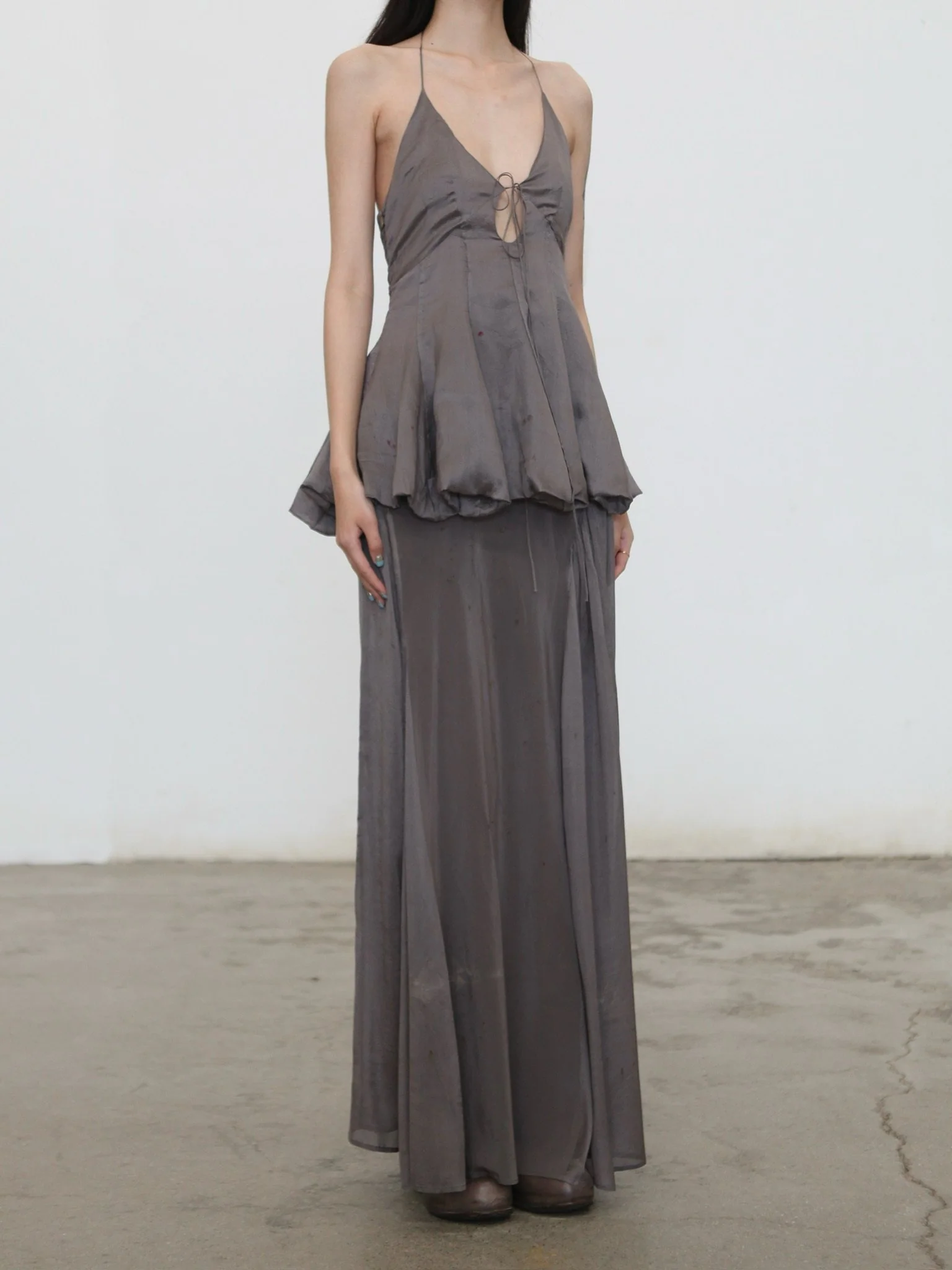 Mutedance Spring/Summer 2026 Collection: Waist-cinching V-neck Camisole Top/Vest MD-MD26SS34 (MD26SS01) - Image 4