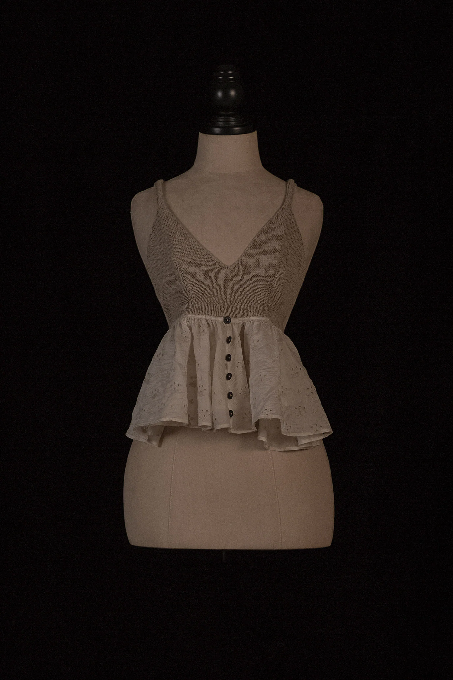 Mutedance Spring/Summer 2026 Handmade Plant-Dyed V-Neck Camisole MD-MD26SS161 - Image 13
