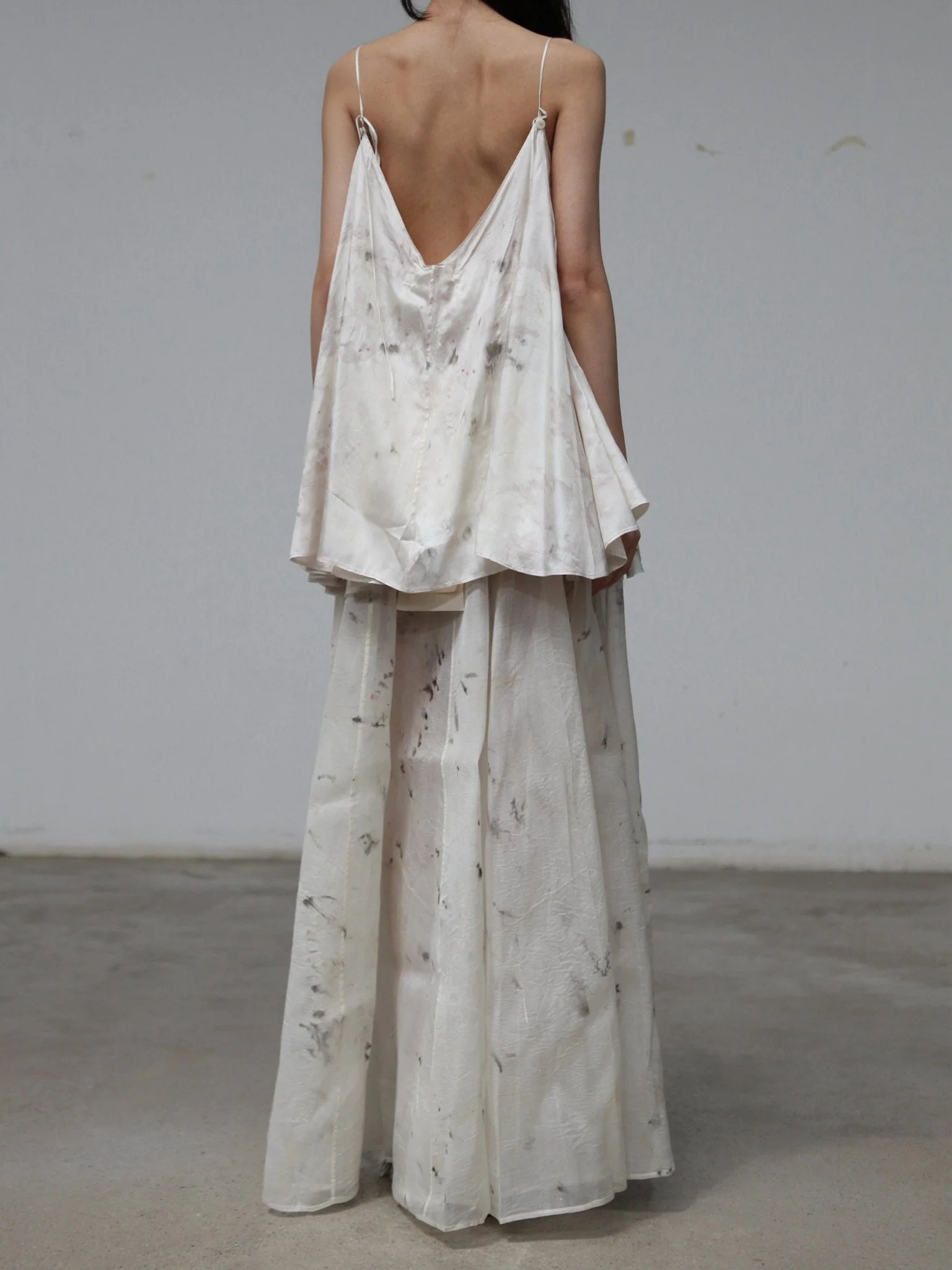 Mutedance Spring/Summer 2026 Plant-Dyed Pleated Skirt MD-MD26SS131 - Image 8