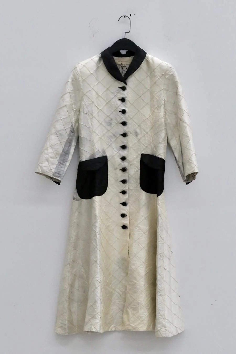 MUTEDANCE Two-Wear Silk Long Jacket MD22SS13 PM35 - Image 6