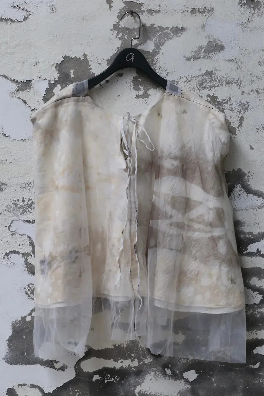 MUTEDANCE V-neck flower dyed yarn vest MD23SS68 PM71