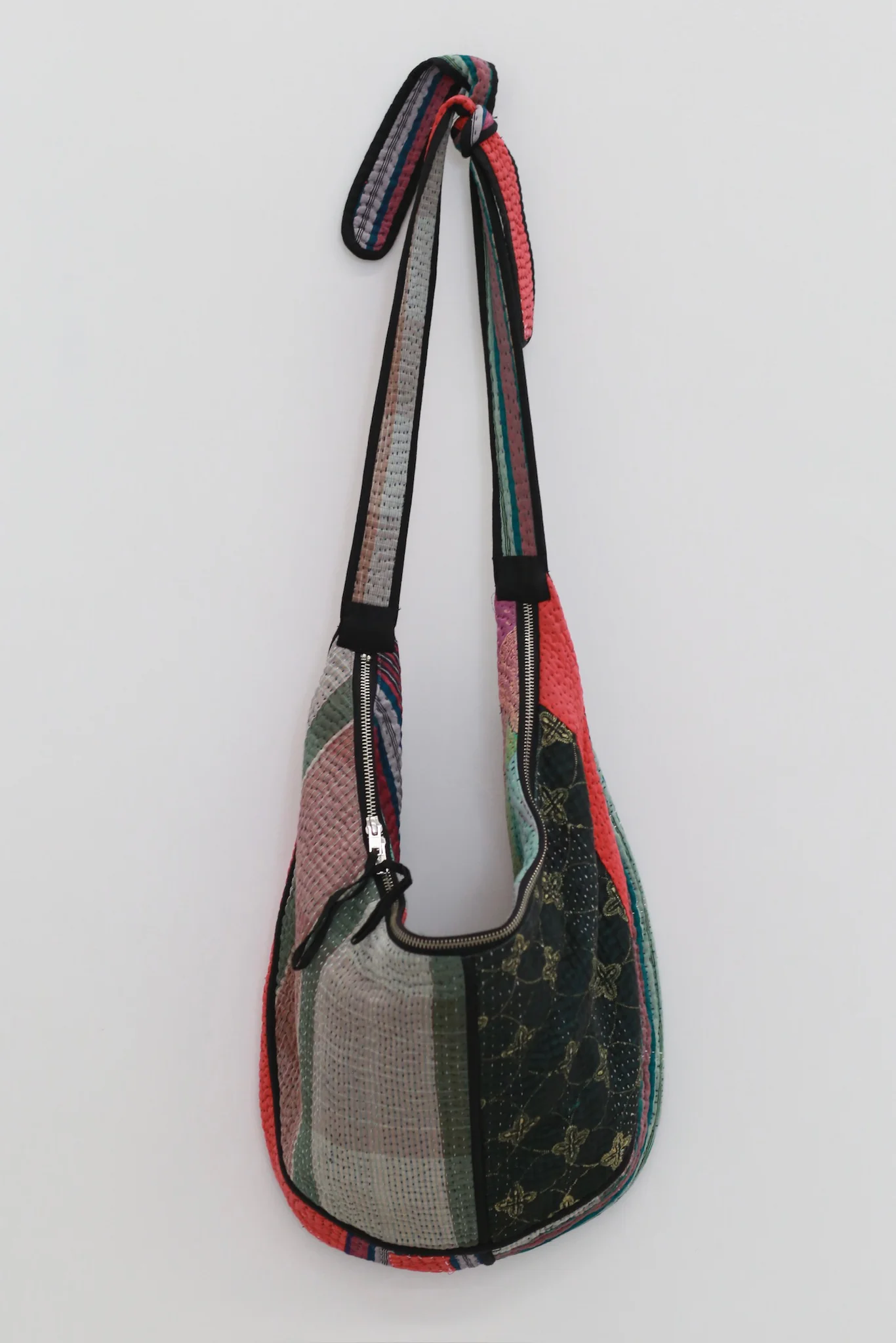 NAMAI 25 Autumn/Winter KAIRA CHANDRA Crescent Bag NM-NMCB001-5 - Image 2