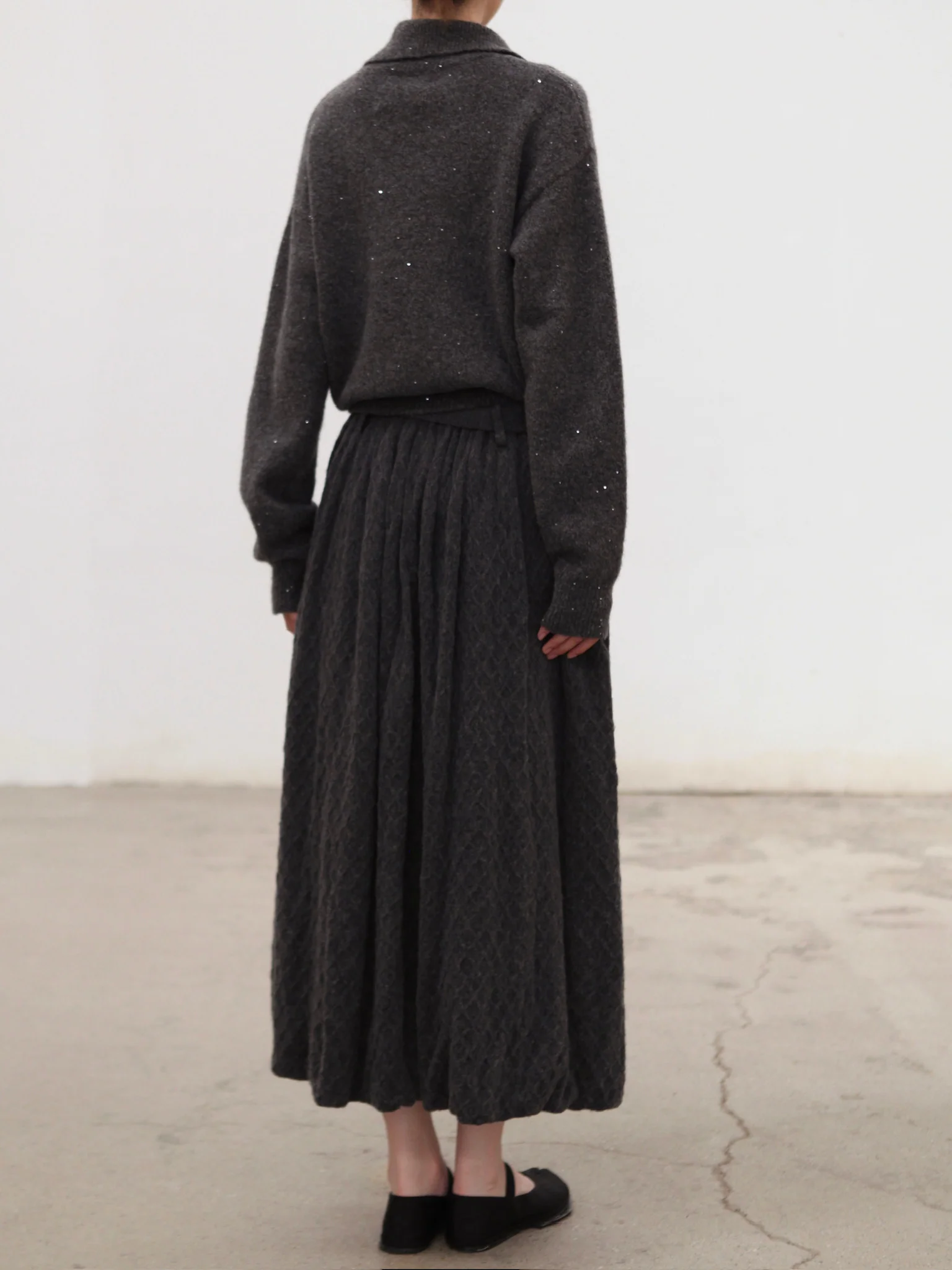 NAN KNITS 25 Autumn and Winter Woven Cable Sequin Pullover/Skirt NAN-N25AWJUM08GRA-SHENHUI Dark Gray Top - Image 7