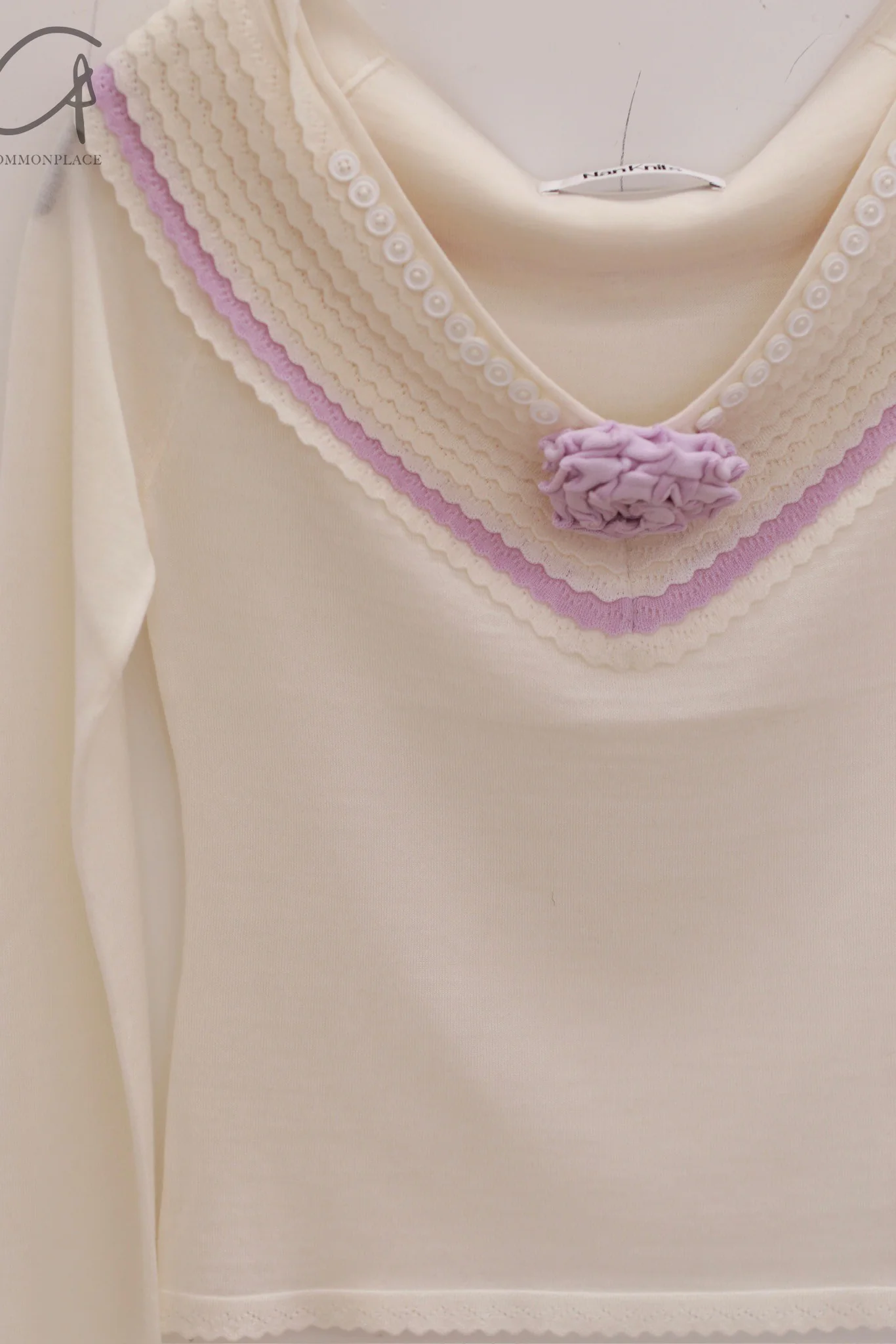NAN KNITS 25 Spring/Summer V-neck lace wool base sweater wool knit sweater NAN-N25SSBL09WHI-BAI White - Image 2