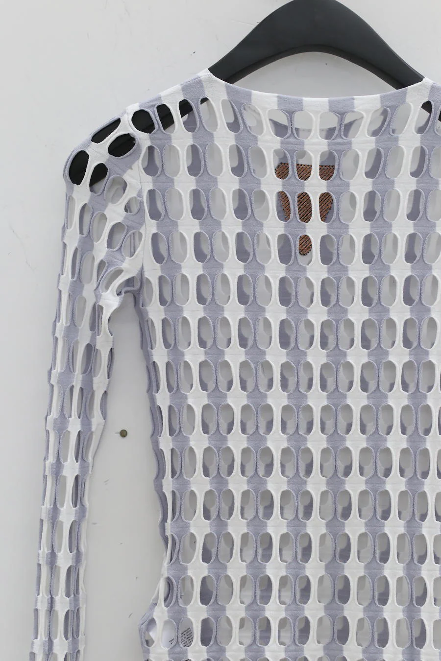 NAN KNITS color holes eye shirt 22051652 gray white - Image 9