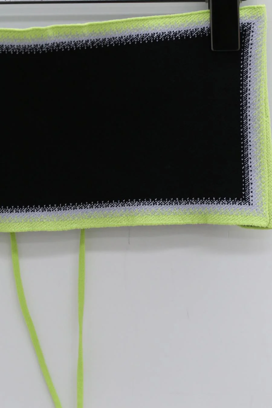 NAN KNITS Gradient Halter Neck Bandeau NAN-22051738-HEILV Black and Green - Image 8