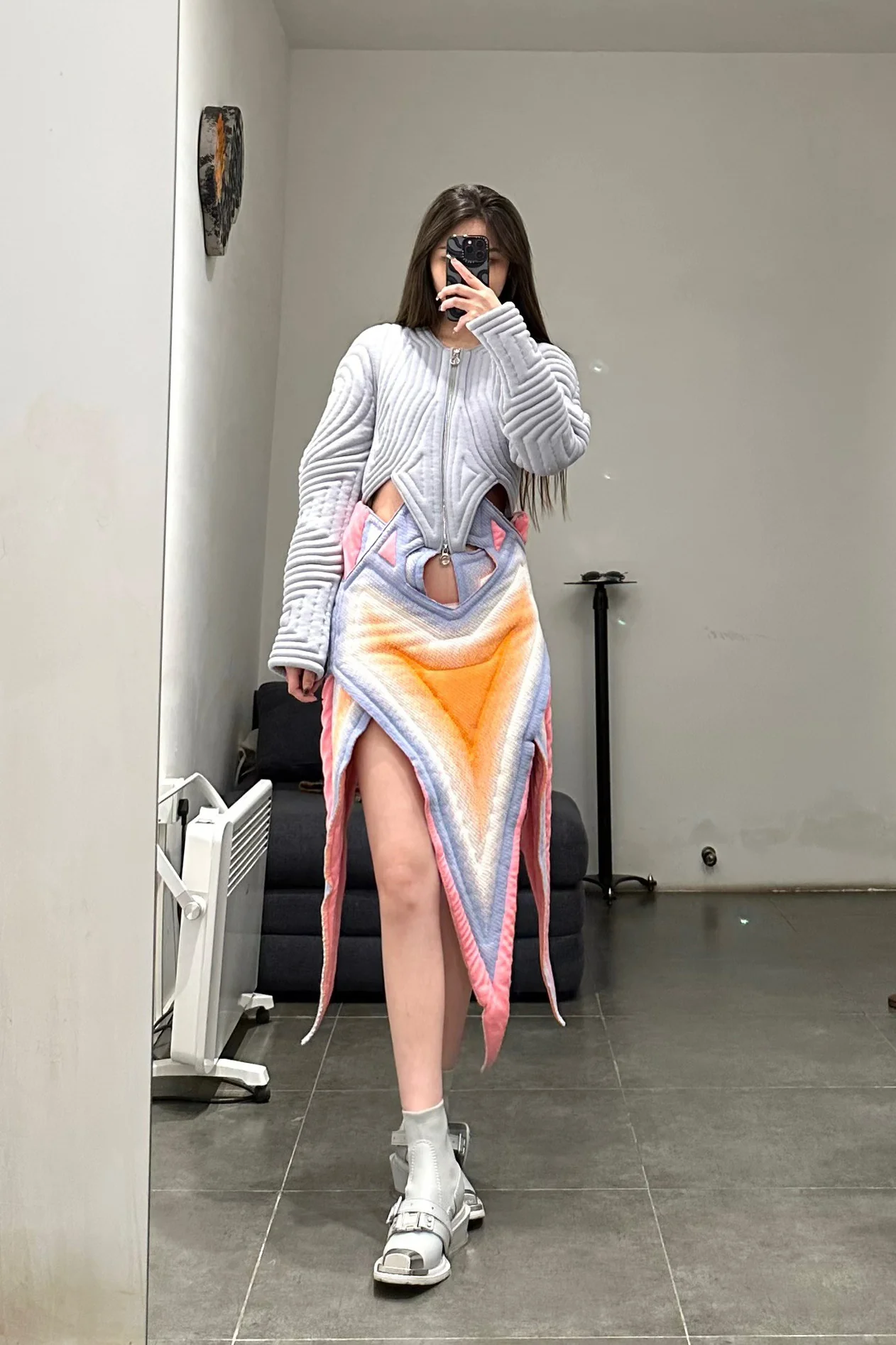 NAN KNITS Gradient Mecha Expansion Long Jacket 22011030 Grey - Image 9