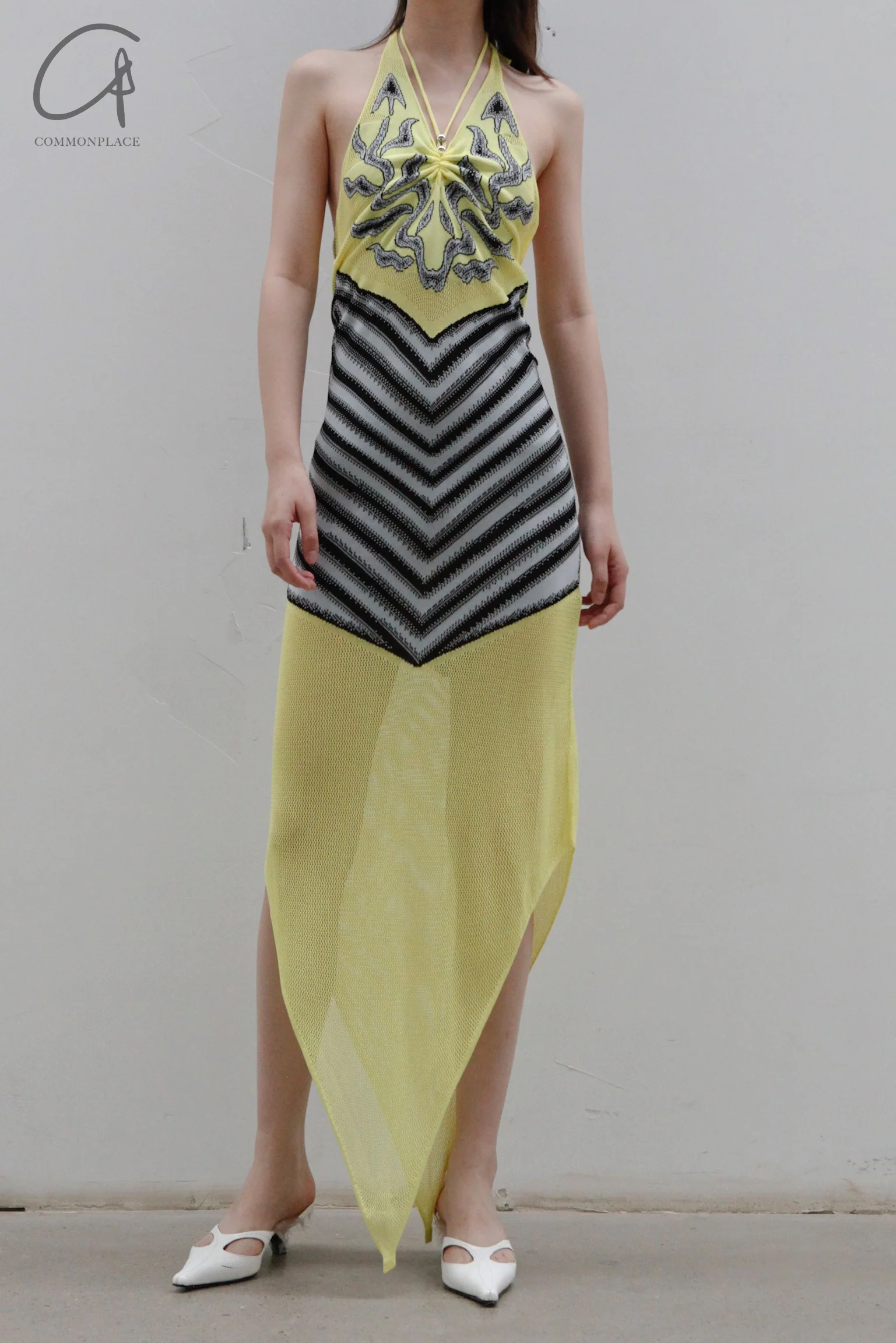NAN KNITS Shaped floral jacquard halterneck dress 22051774 Yellow - Image 3