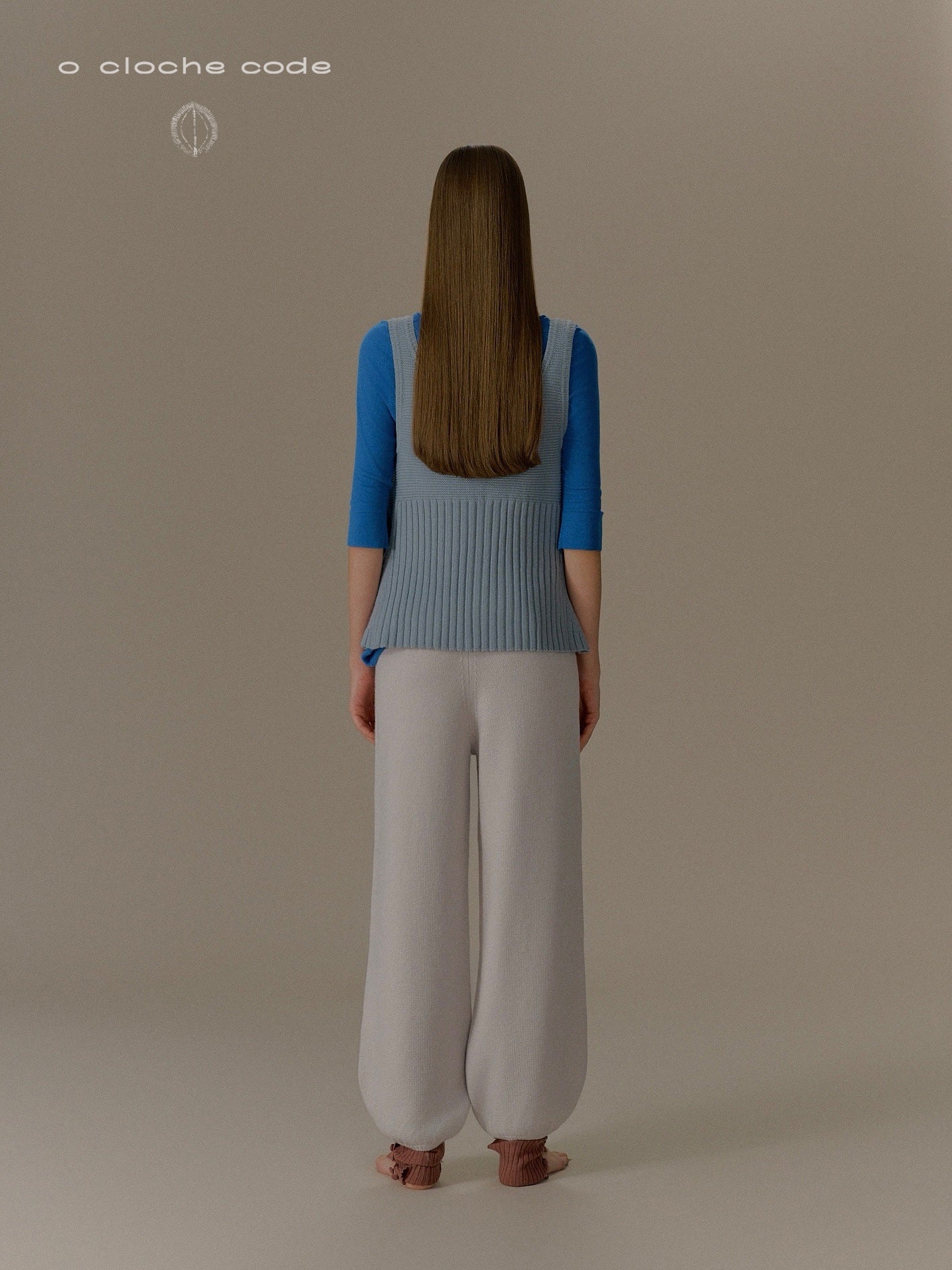 o cloche code 25 Fall/Winter Chunky Knit Low-Neck Vest, Merino Wool Knit OCC-OH01T890-HL Pastel Gray-Blue - Image 12