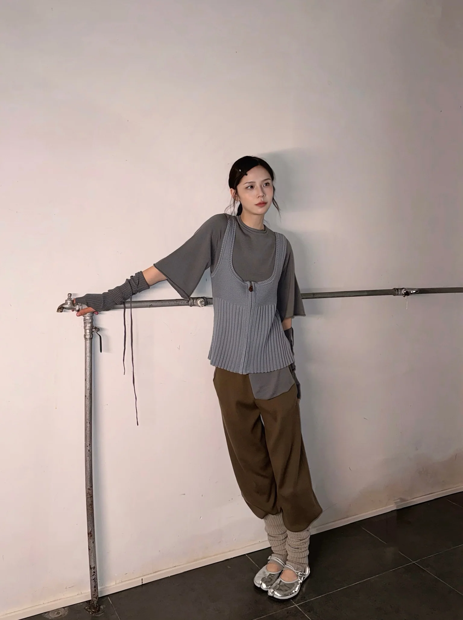 o cloche code 25 Fall/Winter, puff-shoulder butterfly sleeve top, merino wool knit sweater OCC-OH01T894-MSH MOUSSE mousse grey - Image 13