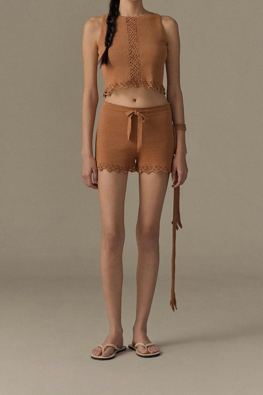 o cloche Code 26SS Crocheted Floral Cropped Vest (OCC-OH26SV020A-CX) – Apricot-Orange - Image 2