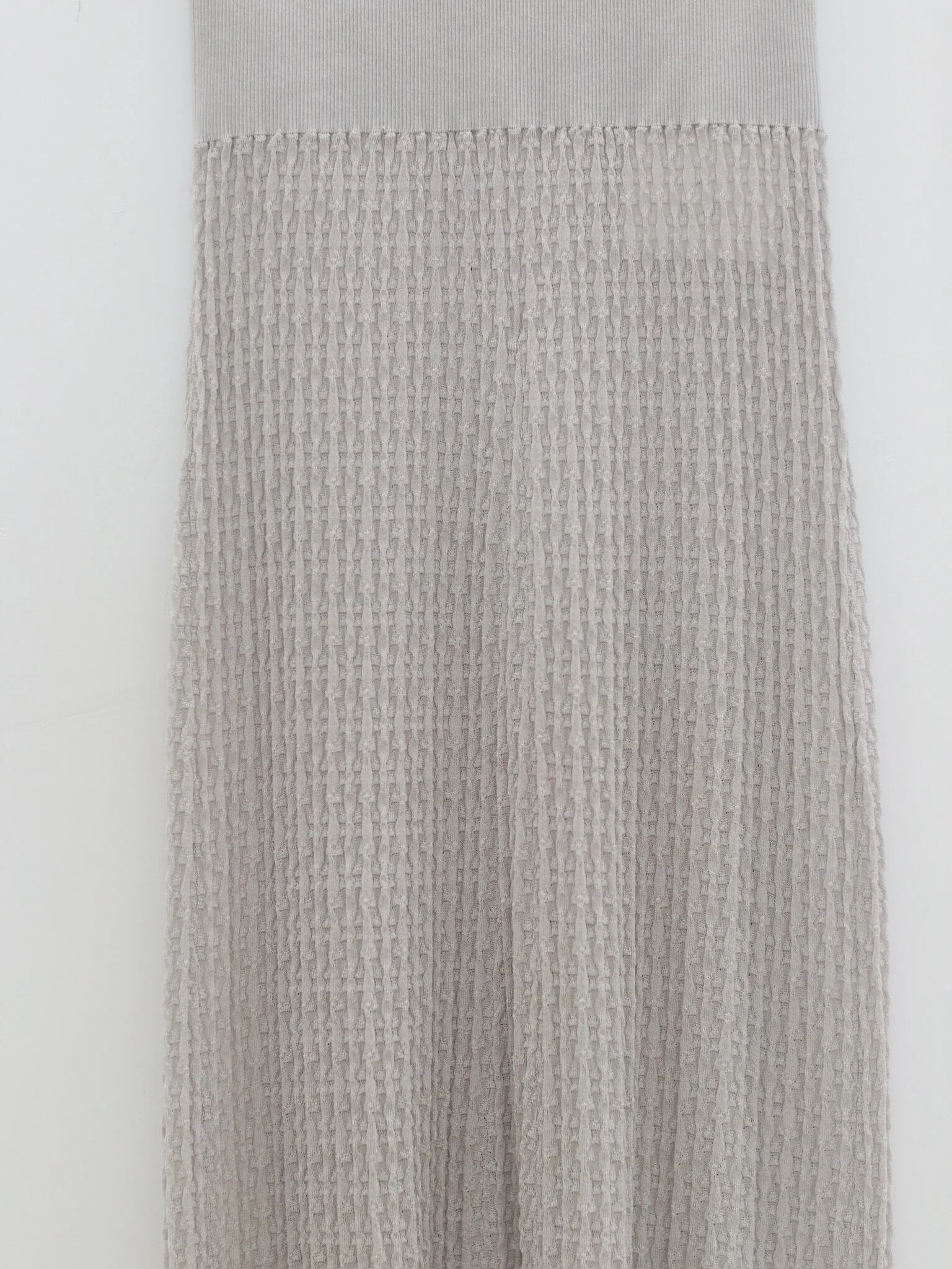 o cloche code 26SS sheer fitted midi skirt OCC-OH26SQ039M-YGH MOON moonlight gray - Image 3