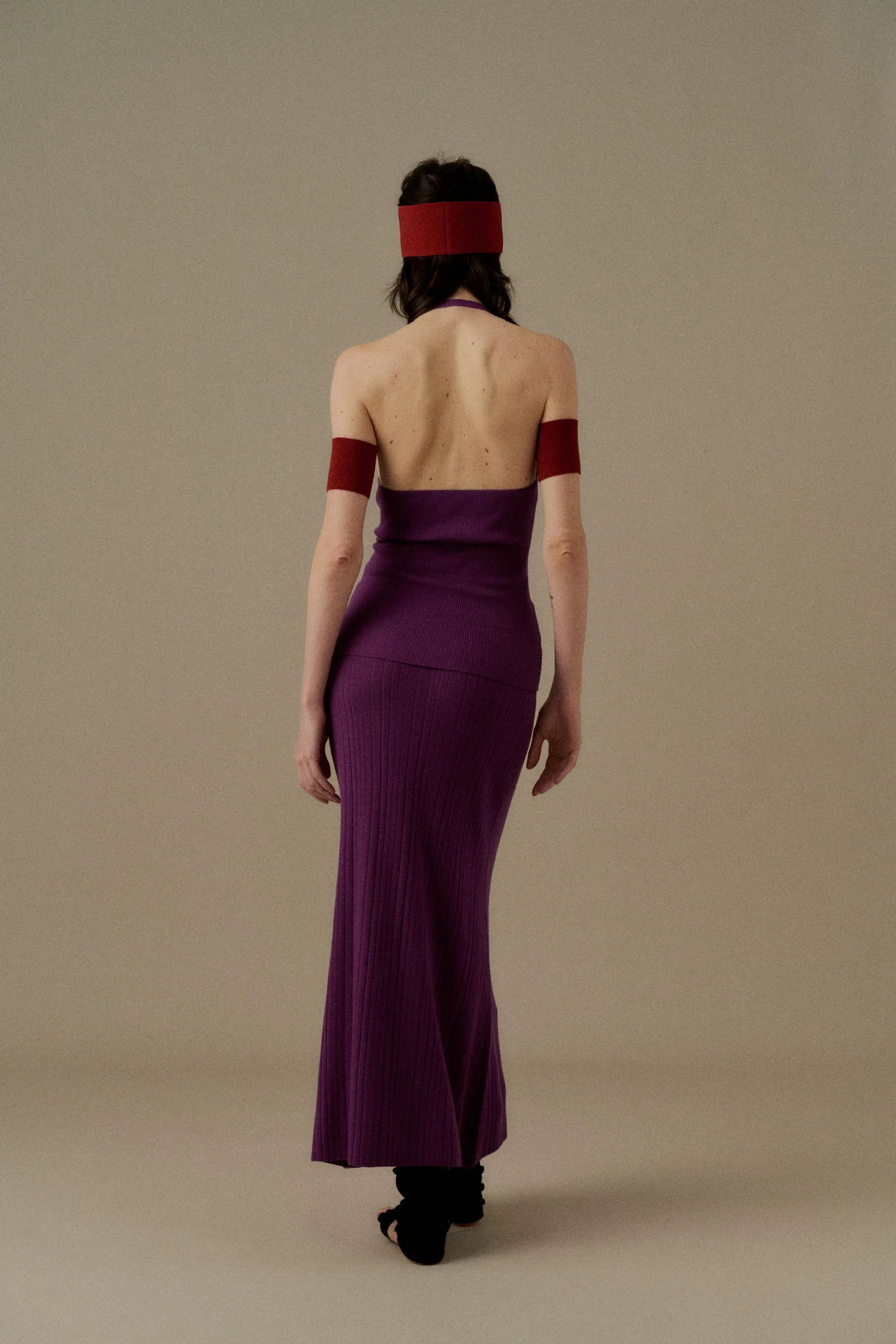 o cloche code wool knit curved midi skirt OCC-OH01Q801-GDZ classic purple FIALA - Image 4
