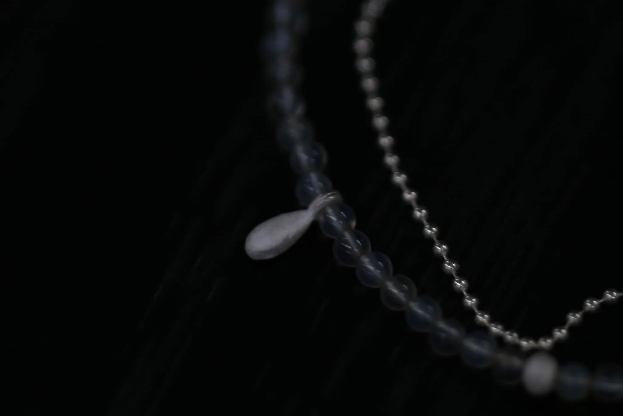 OLIO E ACETO 24 Autumn and Winter Gray Agate Water Drop Fruit Double Bracelet OLIO-OA11A03-YIN Silver - Image 3