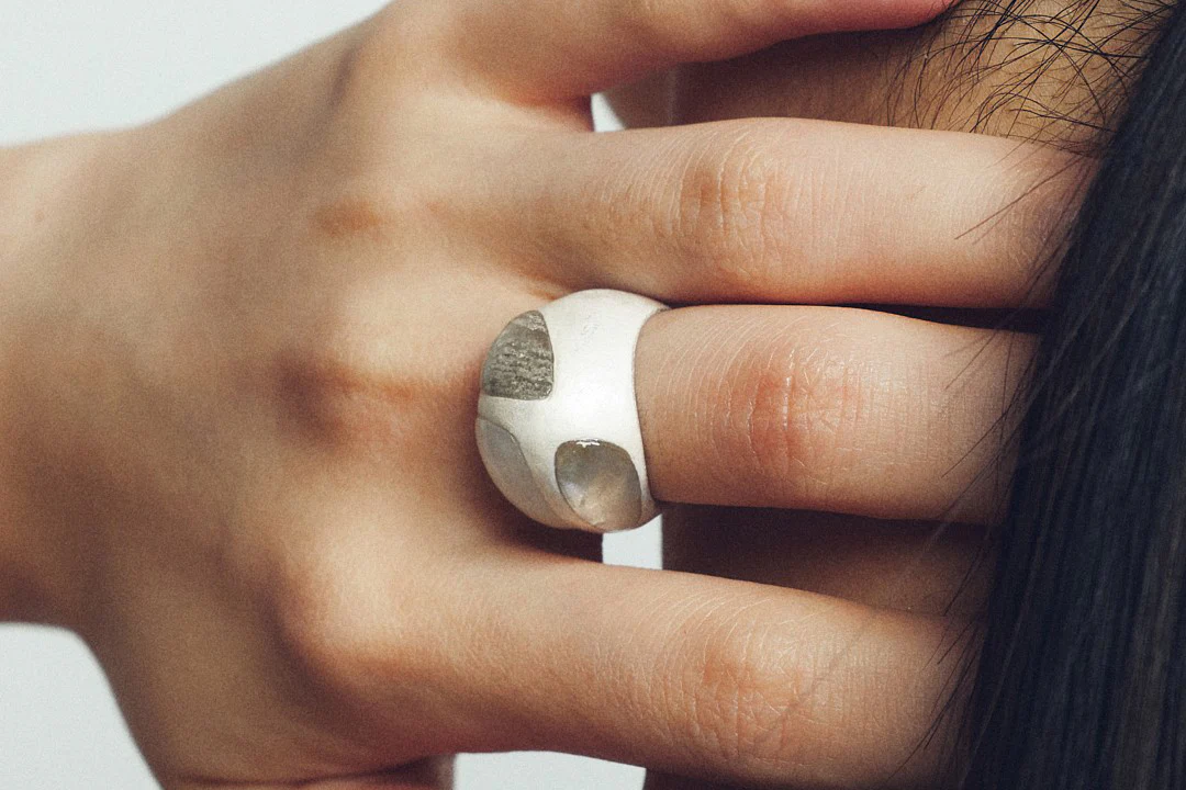 OLIO E ACETO 24 Autumn and Winter Sterling Silver Inlaid Fruit Core Ring OLIO-OA11F04-HBCY Gray/White/Tea/Silver - Image 5