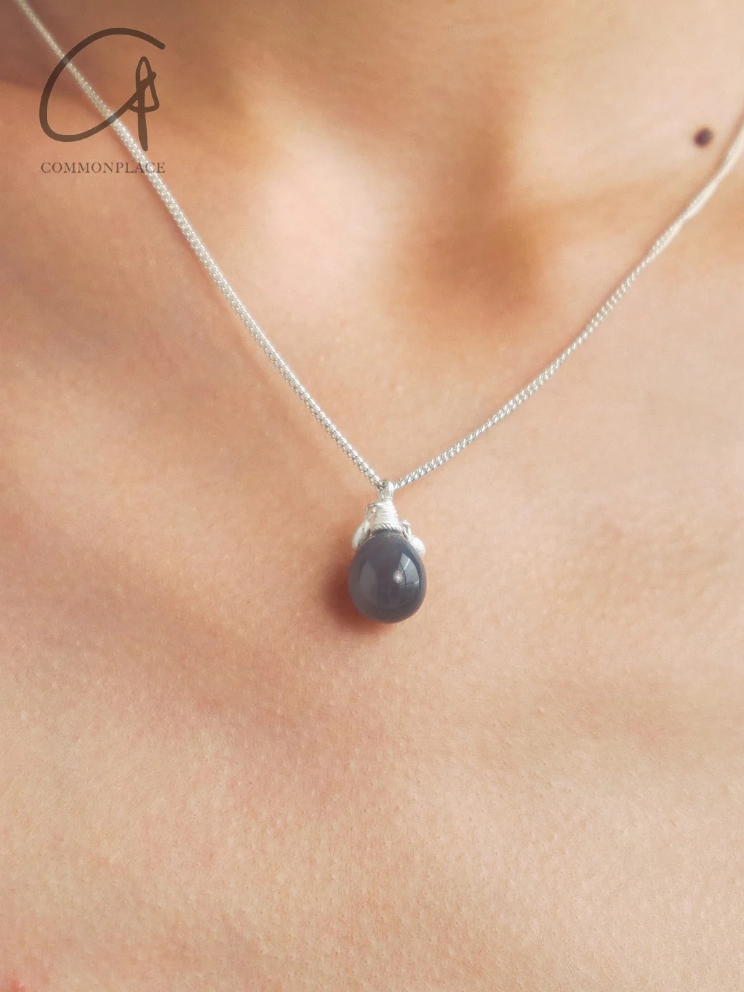 OLIO E ACETO 25 Spring/Summer Sterling Silver Agate Ball Pendant Necklace OLIO-OA12N02-HUIYIN Grey/Silver OLIO-OA12N01 - Image 5