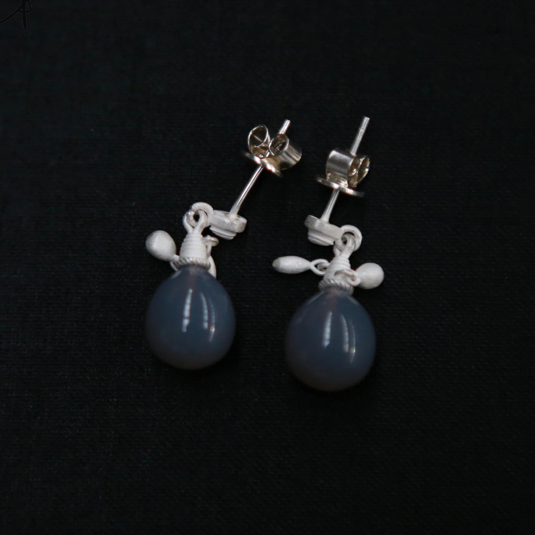 OLIO E ACETO 25 Spring/Summer Sterling Silver Pearl/Agate Ball Earrings OLIO-OA12E02-HY Grey/Silver OLIO-OA12E01 - Image 2