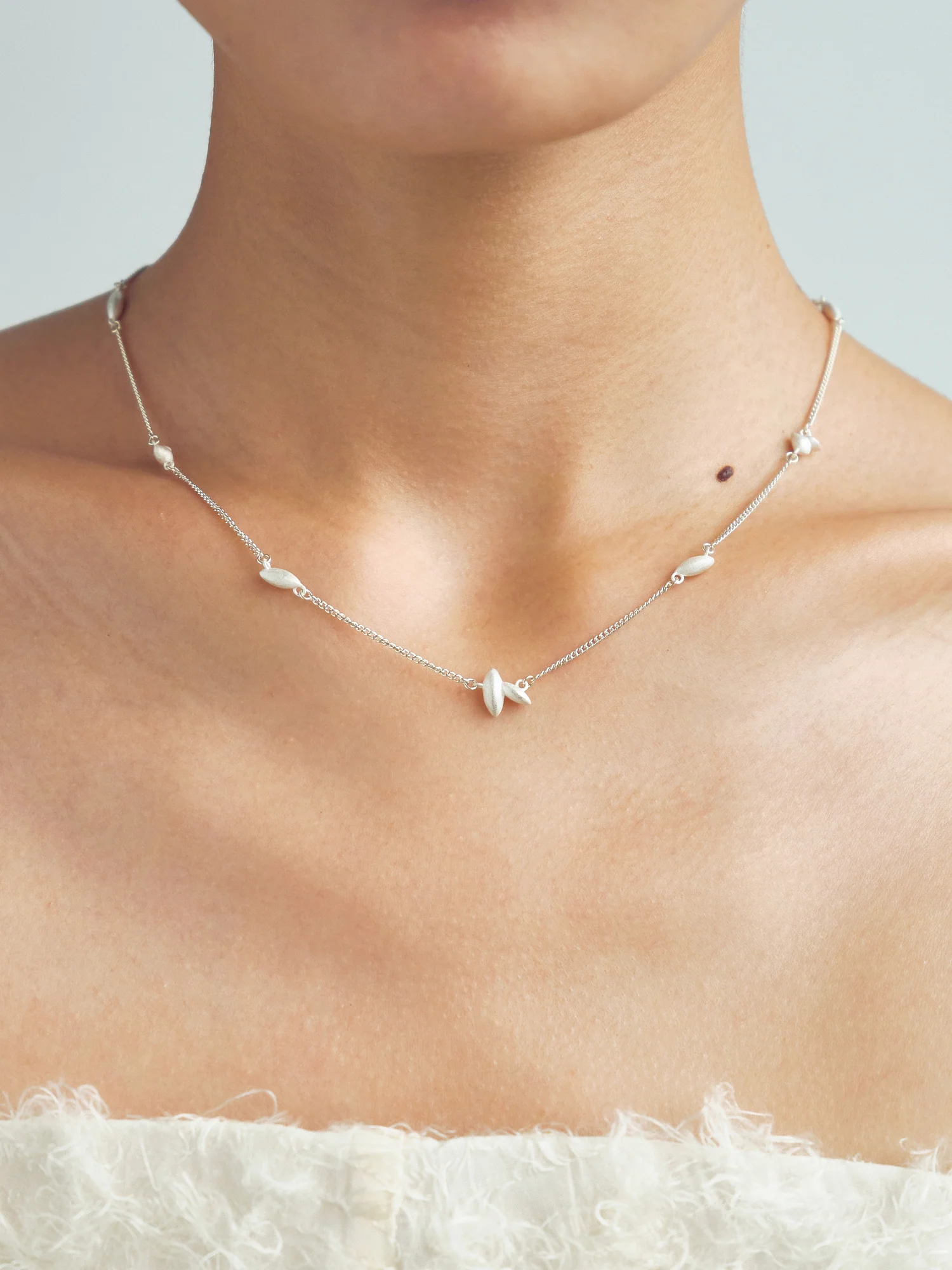 OLIO E ACETO 25 Spring/Summer Sterling Silver Rice Grain Necklace OLIO-OA12N27-YIN Silver - Image 5