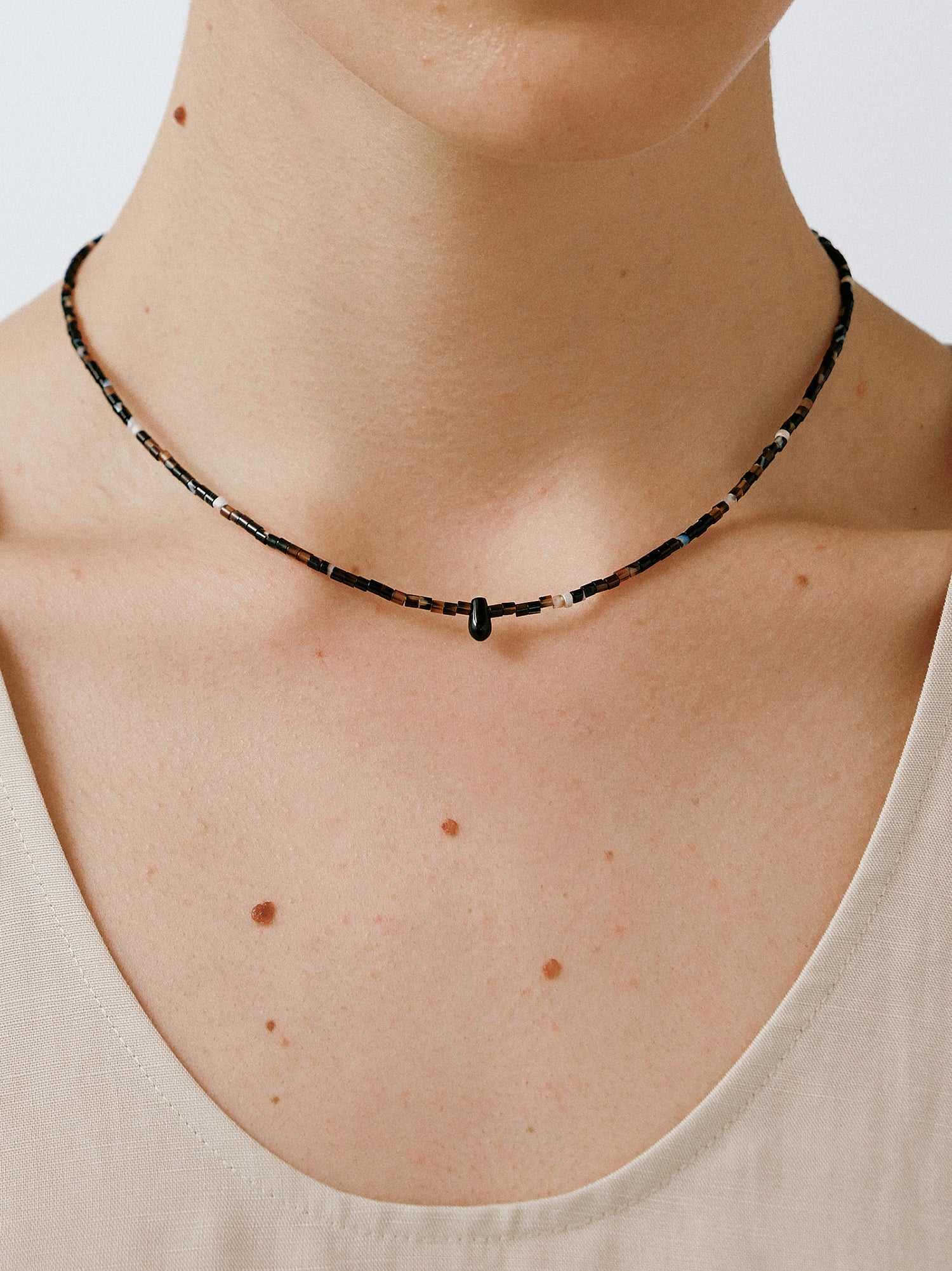 OLIO E ACETO Black Flower Agate Dewdrop Pendant Necklace OLIO-OA13N34-HZ Brown/Silver - Image 5
