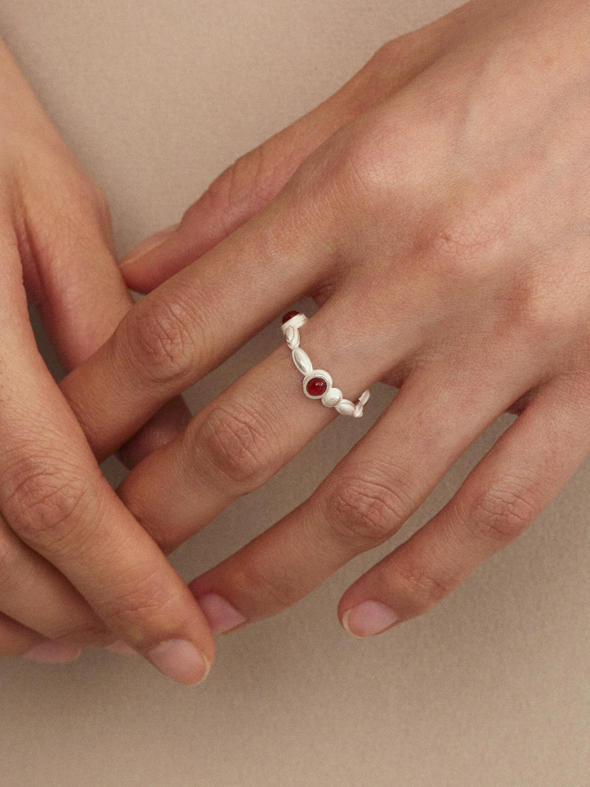 OLIO E ACETO New Year Collection Sterling Silver Red Agate Gemstone Ring OLIO-OA13F19-YH Silver/Red - Image 4