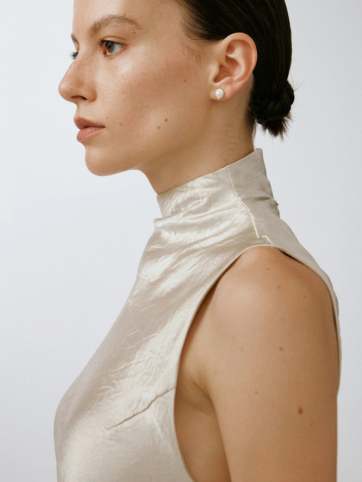 OLIO E ACETO Silver Pearl Ripple Earrings OLIO-OA13E15-YZZB Silver/Pearl White - Image 10
