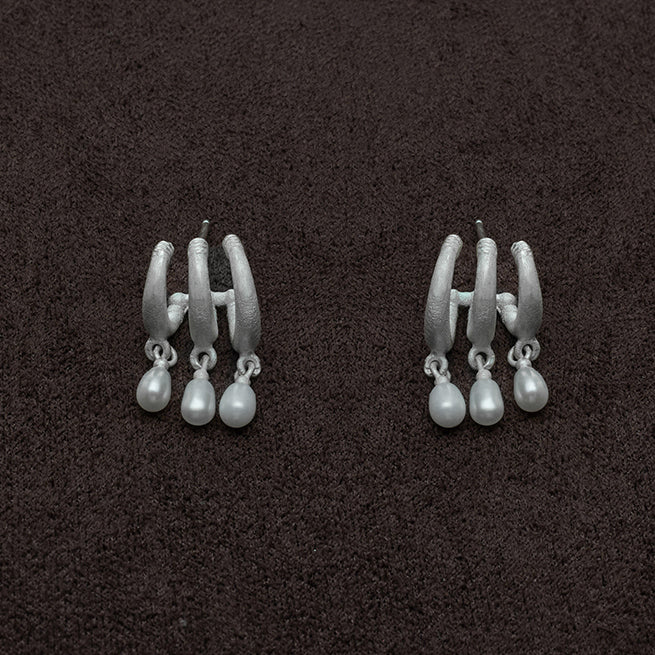 OLIO E ACETO Silver Pearl Star Earrings OLIO-OA13E17-YZZB Silver/Pearl White - Image 2