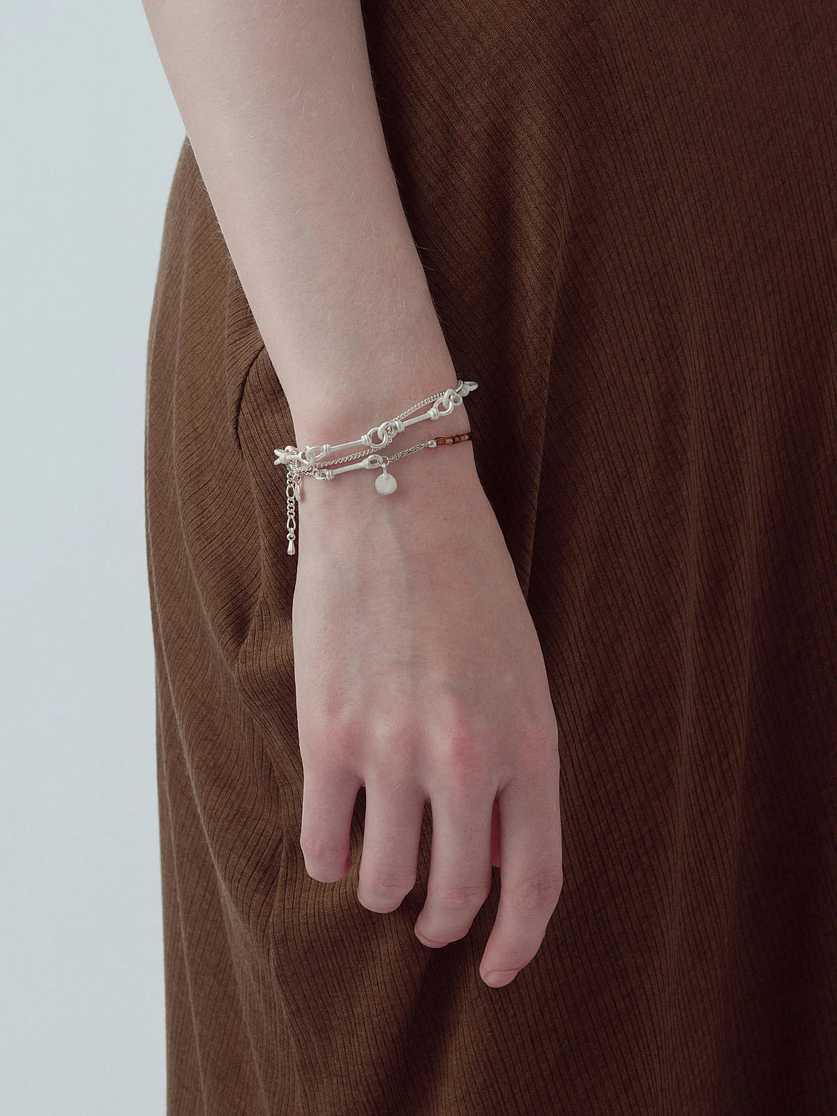 OLIO E ACETO Sterling Silver Coral Beaded Bracelet OLIO-OA14A12-YZ Silver/Brown - Image 5