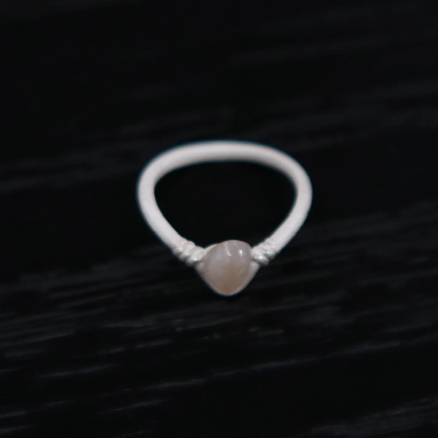OLIO E ACETO Sterling Silver Moonstone/Lapis Lazuli/Red Snakeskin Jade Crown Ring OLIO-OA13F07-YH (OA13F05)