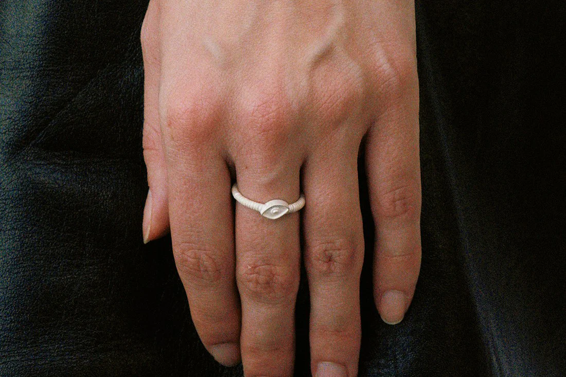 OLIO E ACETO sterling silver crystal/obsidian mussel thread ring POEA23 silver POEA23 - Image 5