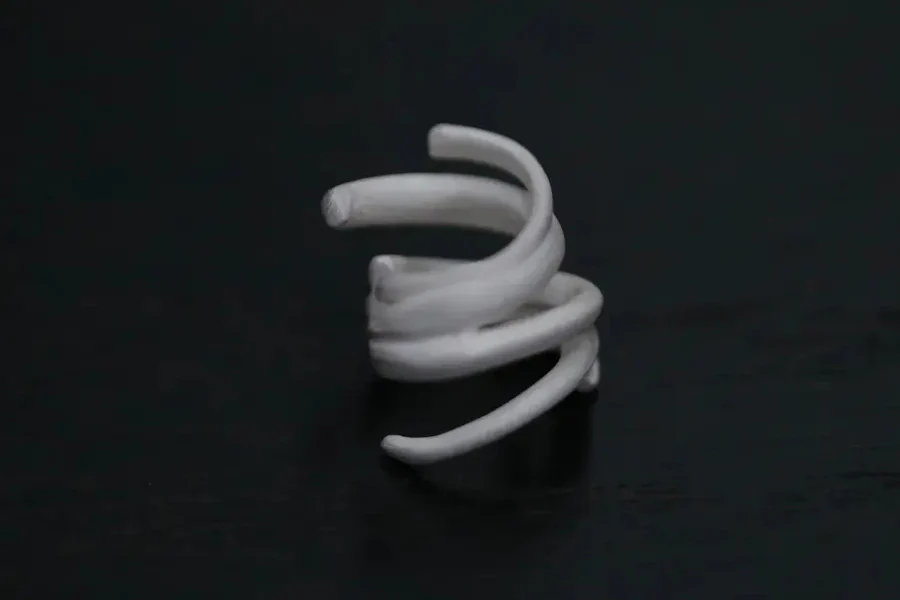 OLIO E ACETO sterling silver stacked ear cuff OLIO-OA05E08-YIN - Image 3