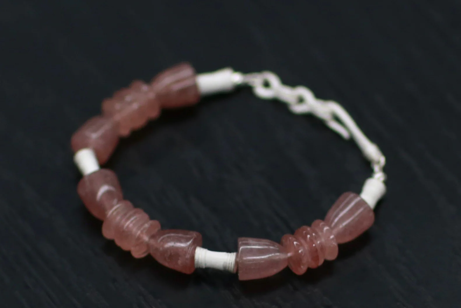 OLIO E ACETO Tanabata Special Series Sterling Silver Strawberry Crystal Fruit Bracelet OLIO-OA11A07-YIN-F Silver