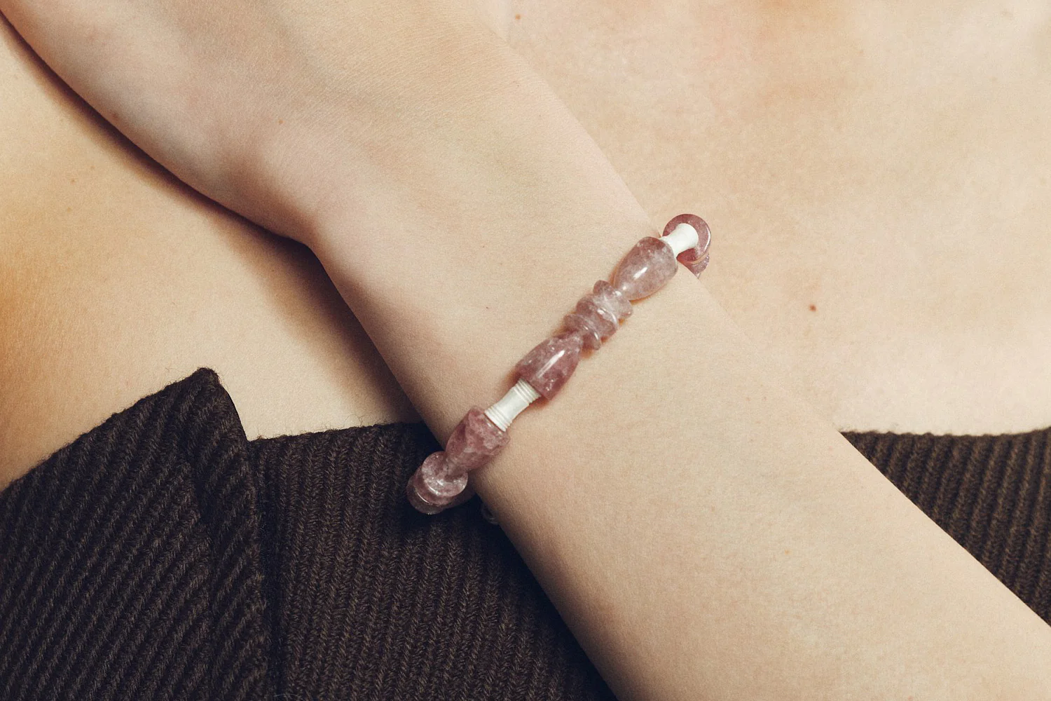 OLIO E ACETO Tanabata Special Series Sterling Silver Strawberry Crystal Fruit Bracelet OLIO-OA11A07-YIN-F Silver - Image 6