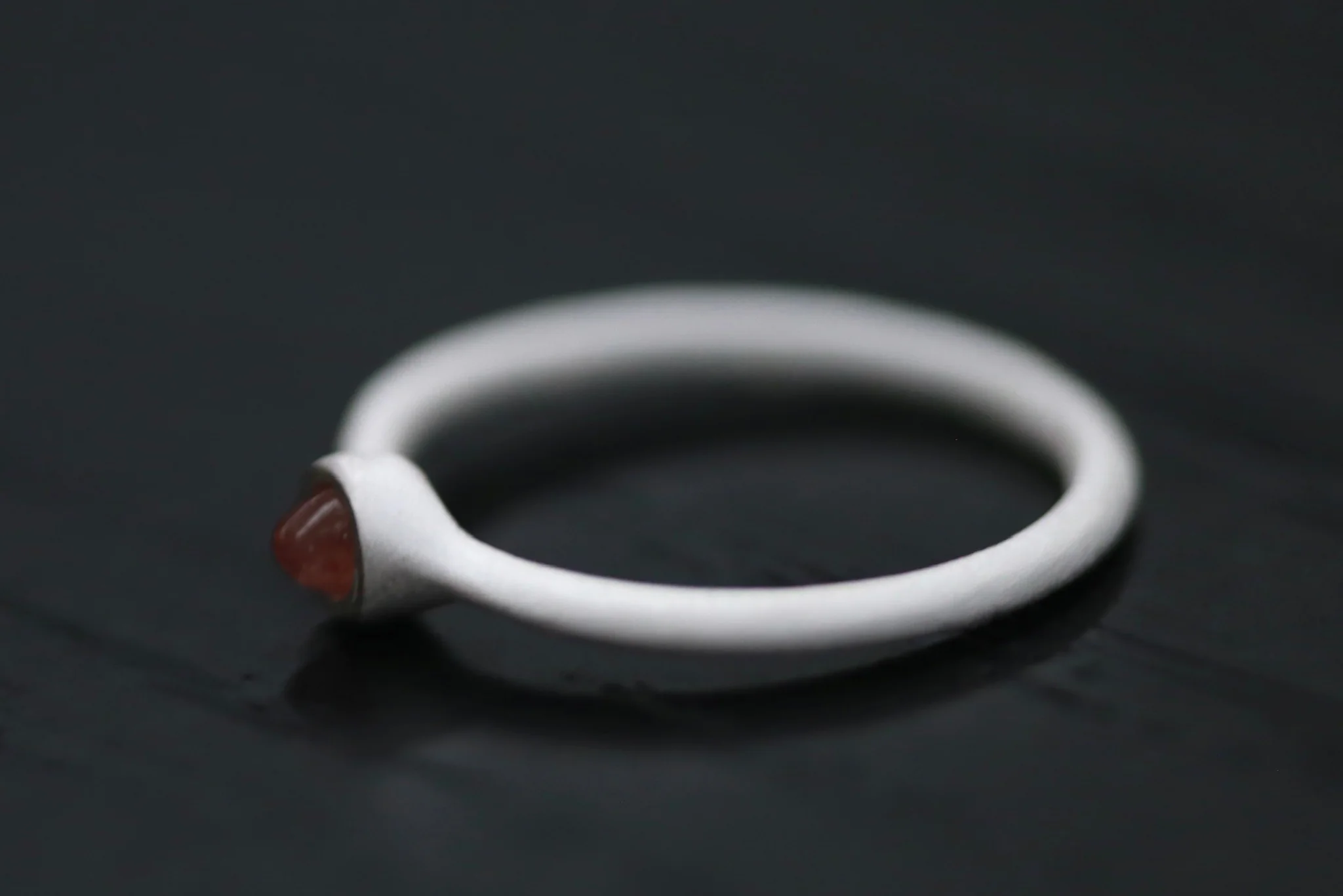OLIO E ACETO Tanabata Special Series Sterling Silver Strawberry Crystal Fruit Grain Thin Ring OLIO-OA11F15-YIN Silver - Image 2