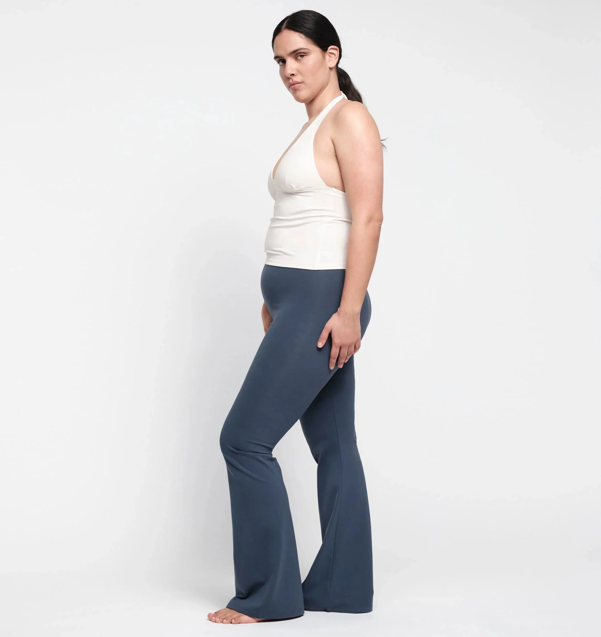 ORGANIC BASICS 26SS V-Neck Lace-Up Camisole – Form-Fitting Cut (OB-OB410106-Steamy) - Image 5