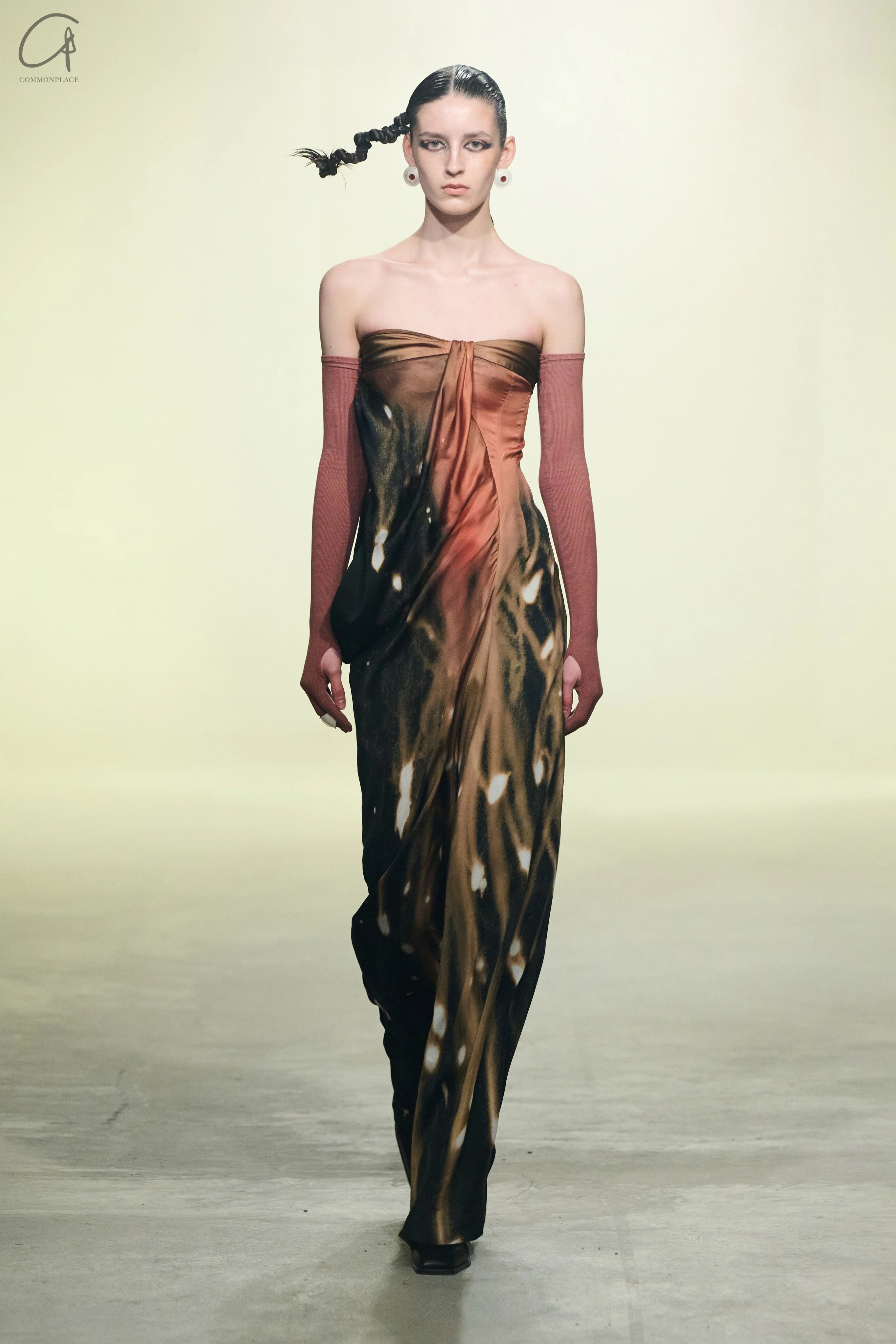 OUDE WAAG 24 Autumn and Winter Asymmetric Drape Dress OW-24AW- DS23P2BL092-HF POW1 Black Pink OW-24AW-DS02P1PK220 - Image 2