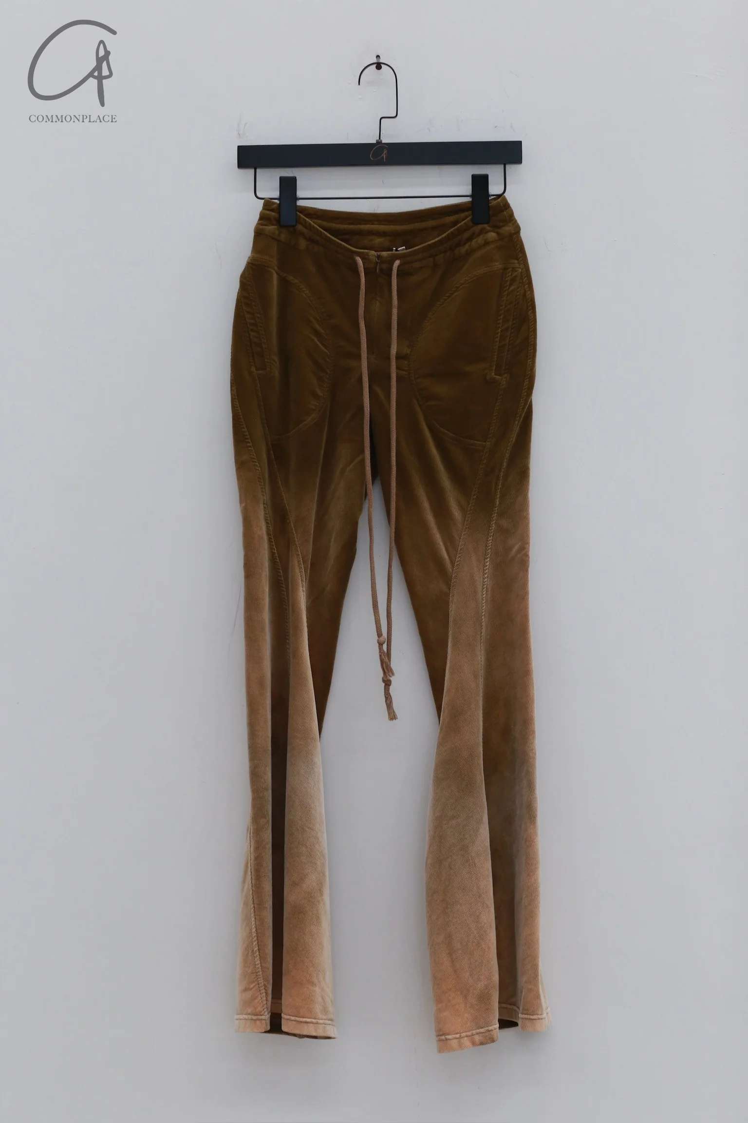 OUDE WAAG 24 Autumn and Winter Corduroy Slim Flared Pants OW-OW-24AW-PT06-GANLANLV Olive Green - Image 3