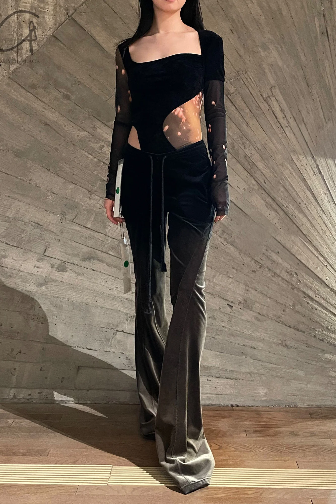 OUDE WAAG 24 Autumn and Winter Corduroy Slim Flared Pants OW-OW-24AW-PT06-HEI Black - Image 7