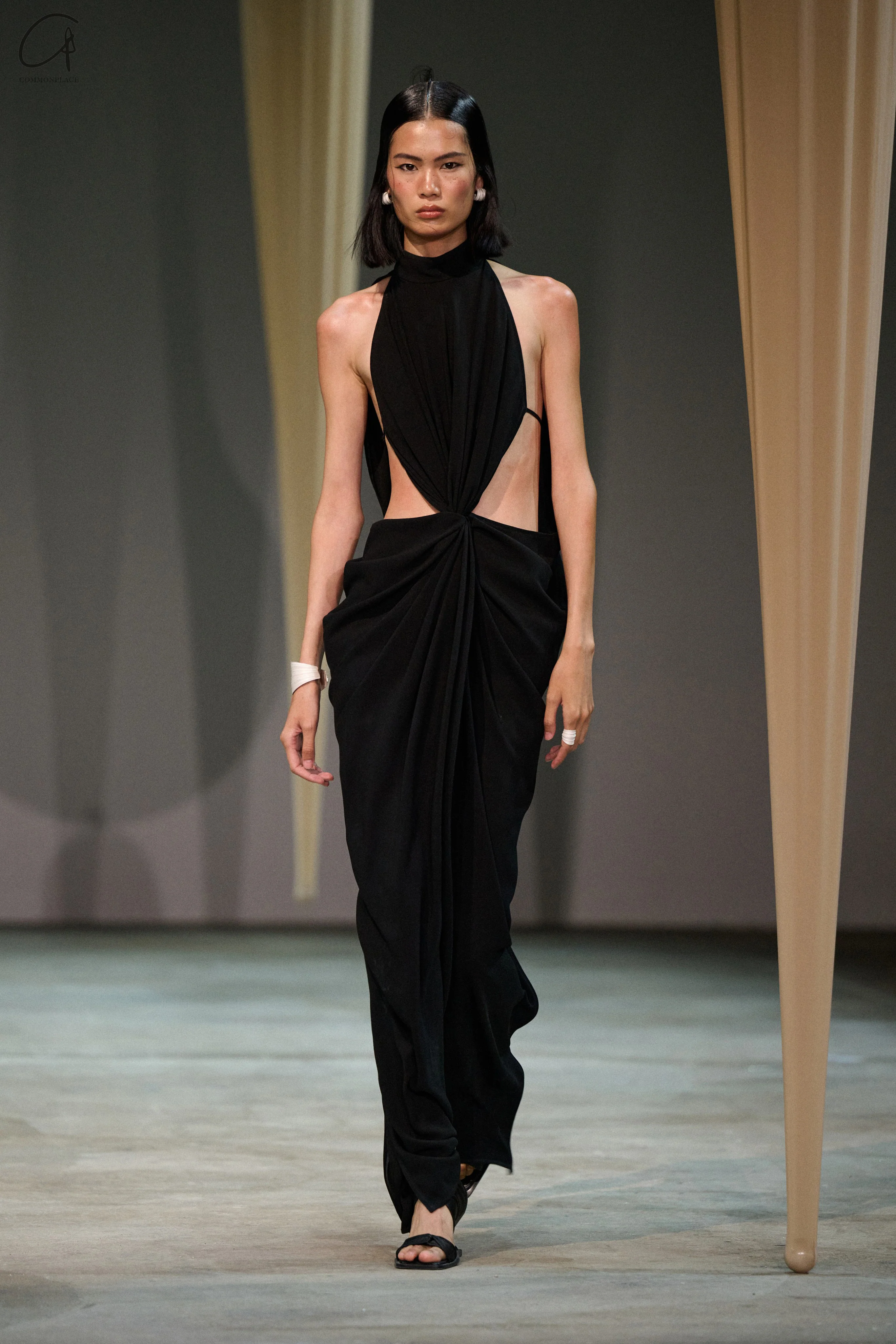 OUDE WAAG 24 Spring/Summer Draped Halter Dress OW-OW-24SS-DS02-HEI Black - Image 9
