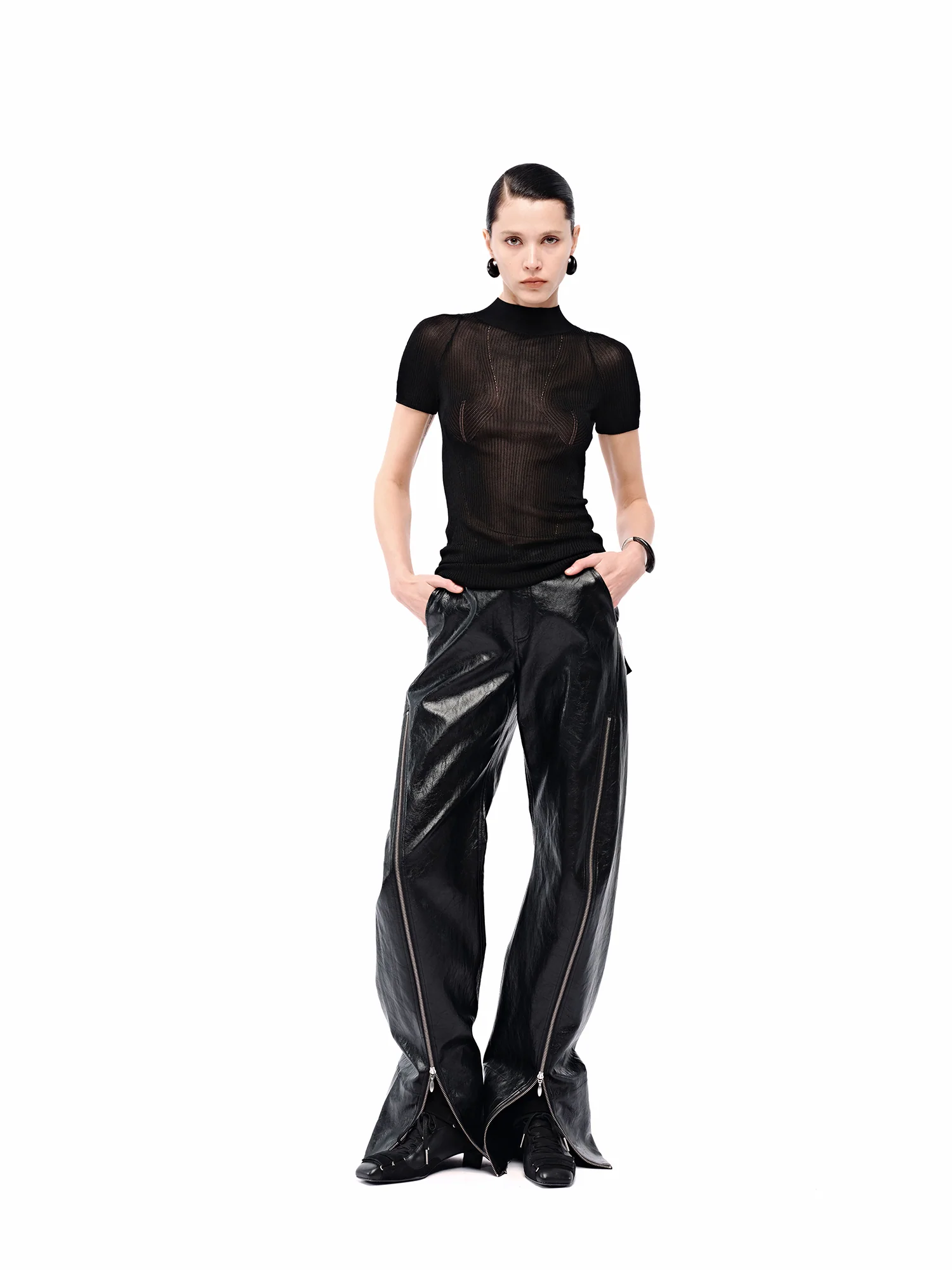 OUDE WAAG 25 Autumn and Winter Curved Thread Short Sleeve Knit Top T-shirt OW-OW-25AW-KT04V1BL900-HEI Black - Image 6