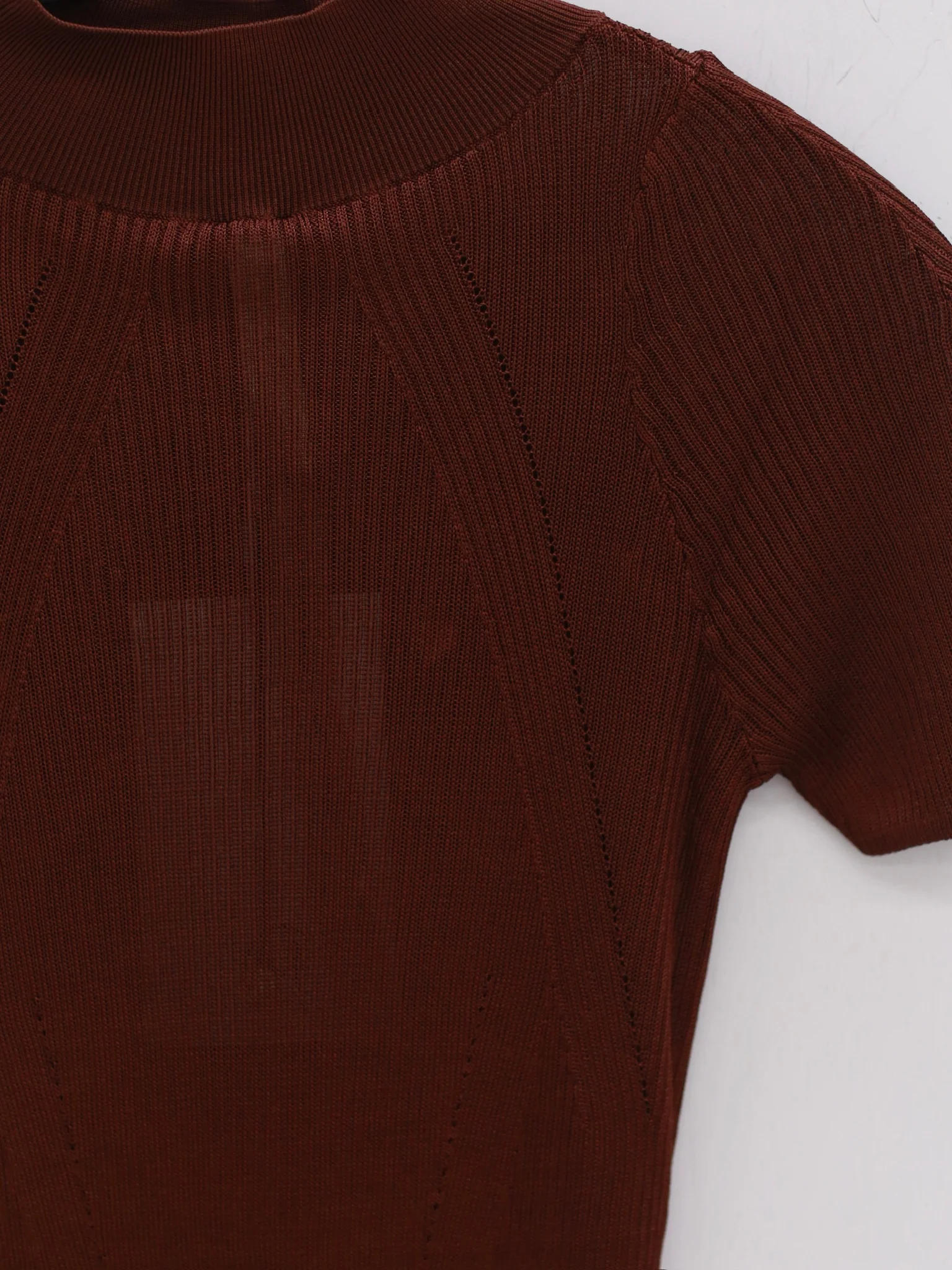 OUDE WAAG 25 Autumn and Winter Curved Thread Short Sleeve Knit Top T-shirt OW-OW-25AW-KT04V1BR450-HZ Red Brown - Image 11