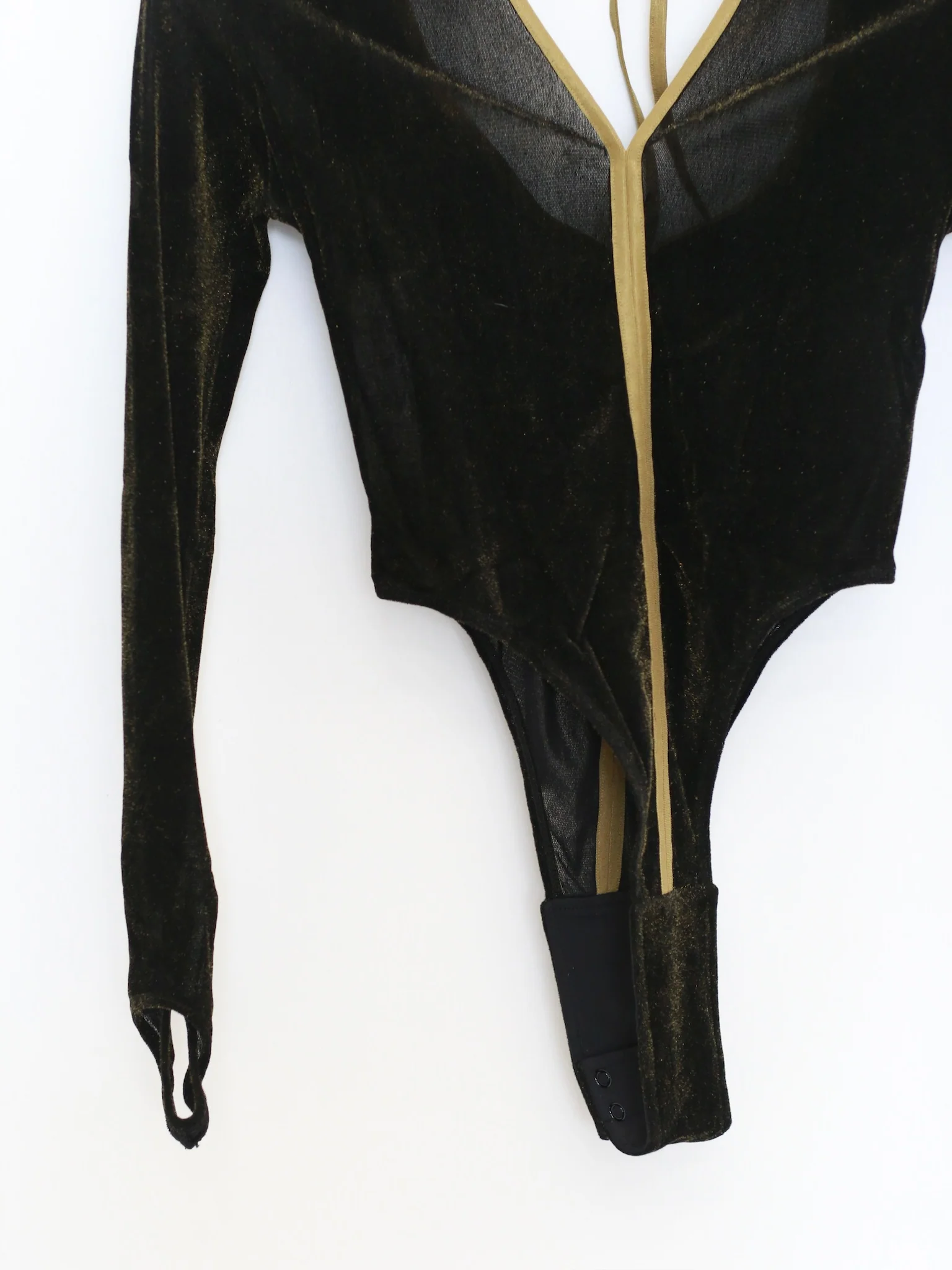 OUDE WAAG 26 Early Spring Stretch Velvet Ruffled Jumpsuit OW-26RS-BD01N1-BL094 Black and Yellow - Image 6