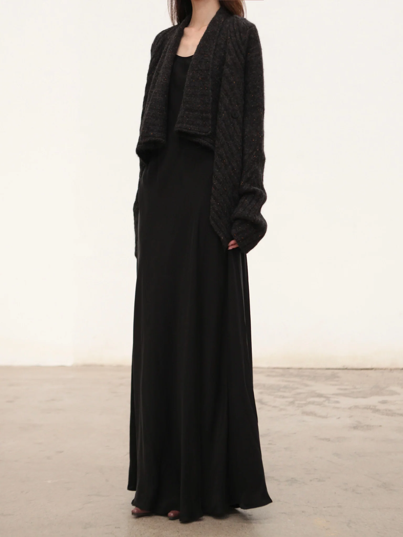 OUDE WAAG Fall/Winter 2025 Strappy Tie Dress OW-OW-25AW-DS07-HEI Black - Image 4