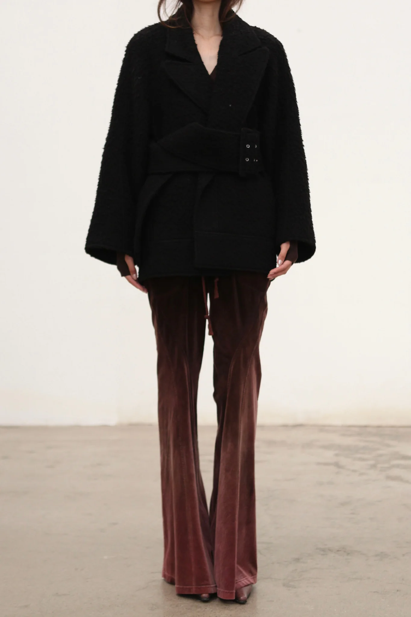 OUDE WAAG Fall/Winter 2025 Teddy/Wool Patchwork Oversized Coat OW-OW-25AW-CT08W1BL900-HEI Black (OW-25AW-CT07) - Image 2
