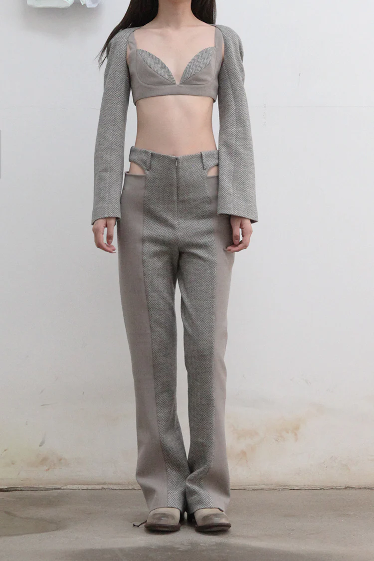 OUDE WAAG Herringbone Wool Round Shoulder Flare Sleeves OW-21AW-AS03 Light Grey - Image 3