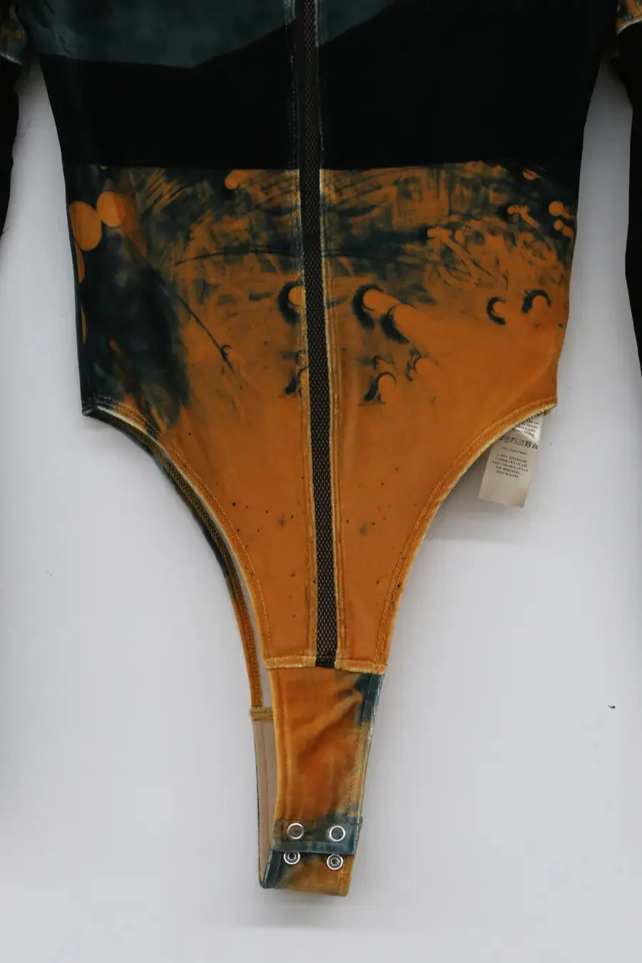OUDE WAAG Printed Velvet Sleeve Base Shirt OW-21AW-UW01 Orange Black - Image 12