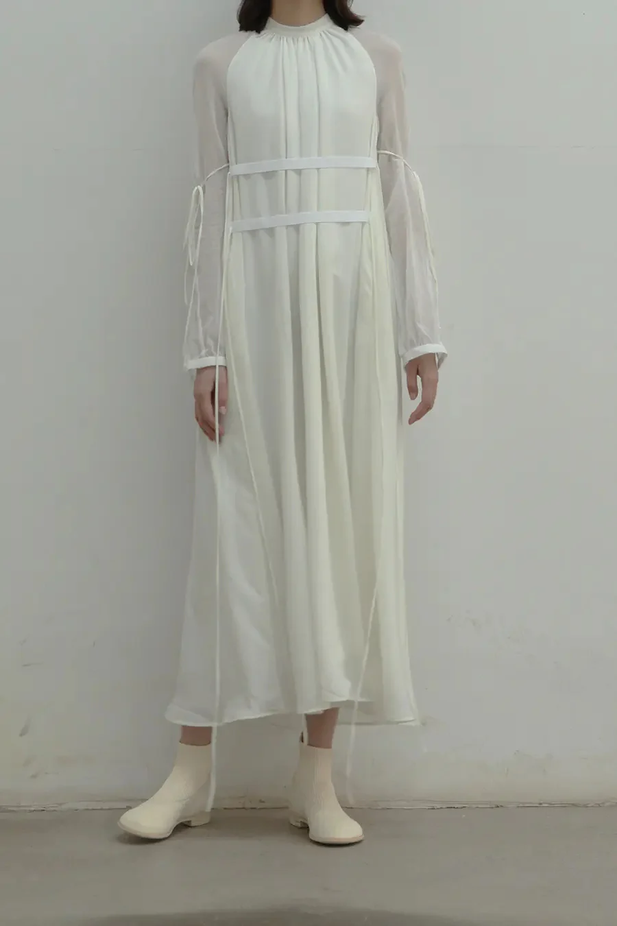 OUDE WAAG see-through stitching dress OW-20AW-DS07WI100 - Image 2