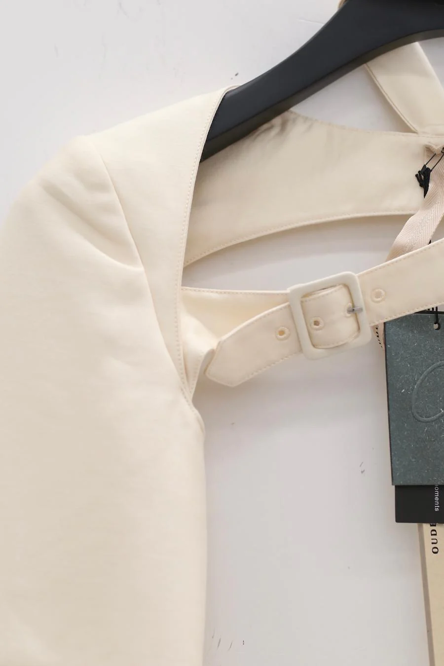 OUDE WAAG Silky Tie Suit Sleeve OW-22AW-AS01 Off-White - Image 13
