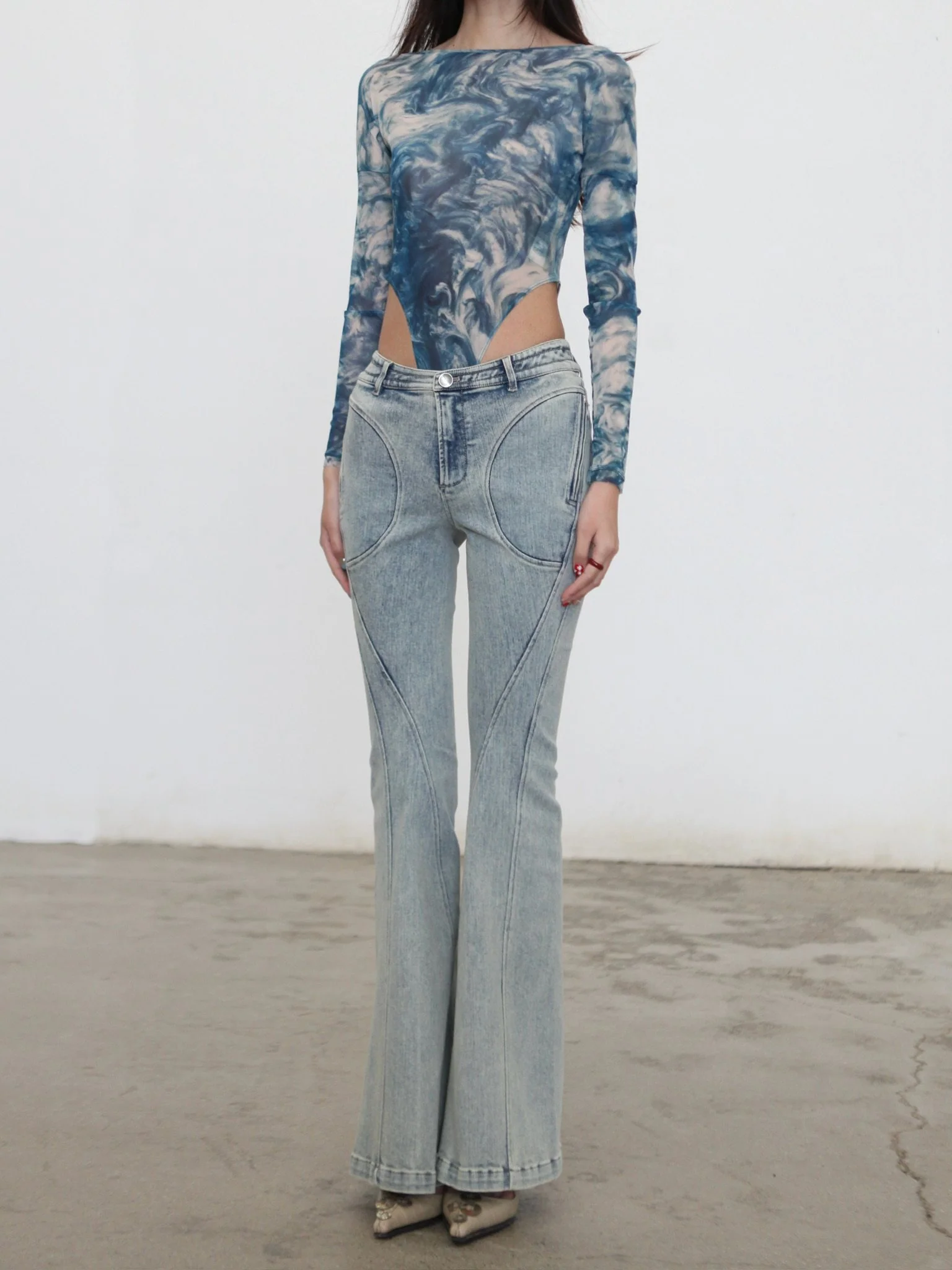 OUDE WAAG Spring/Summer 2026 Off-Shoulder Mesh Printed Jumpsuit OW-OW-26SS-BD05-LBYH BU061 BLUE/WHITE PRINT - Image 10