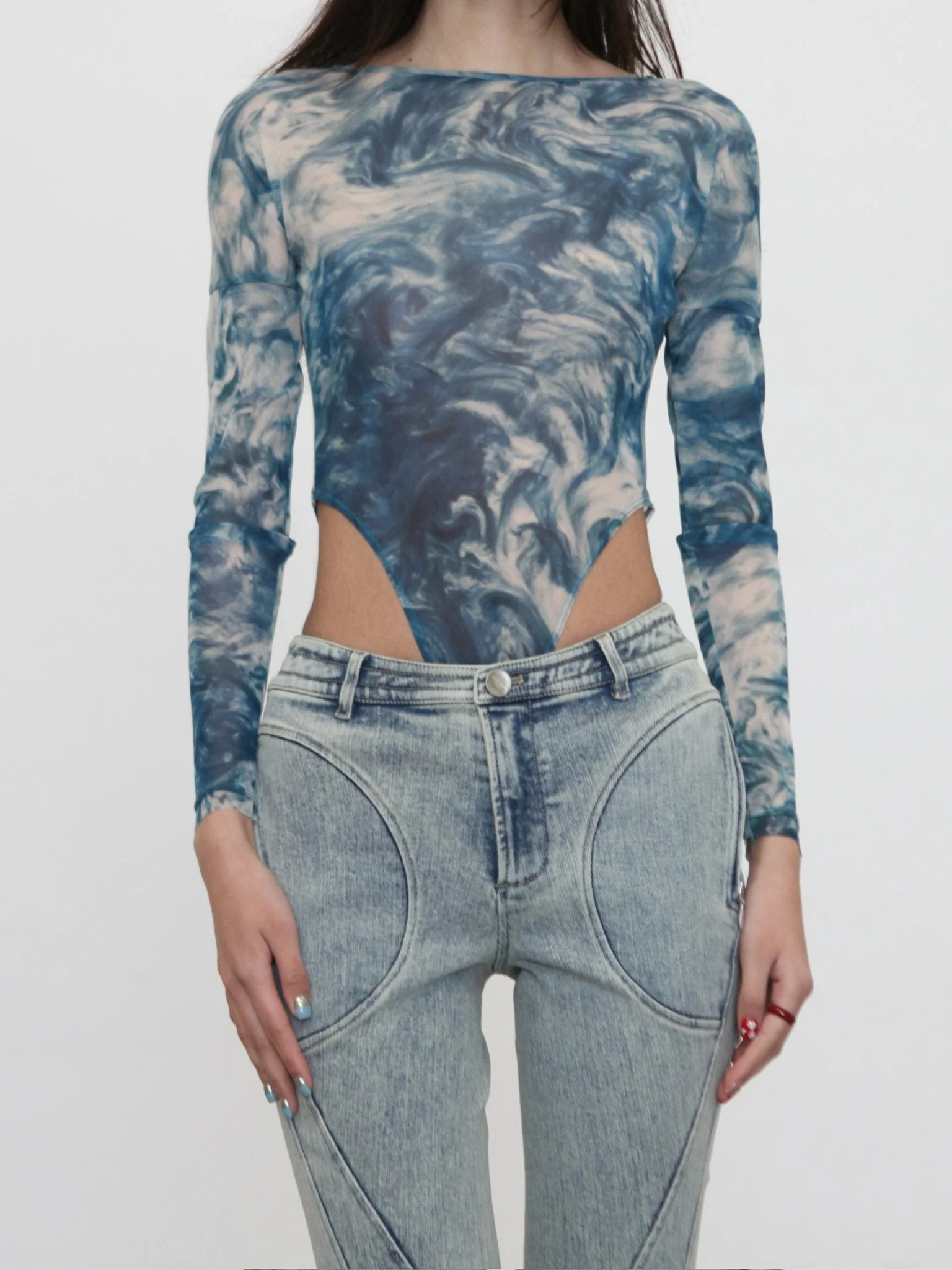 OUDE WAAG Spring/Summer 2026 Off-Shoulder Mesh Printed Jumpsuit OW-OW-26SS-BD05-LBYH BU061 BLUE/WHITE PRINT - Image 6