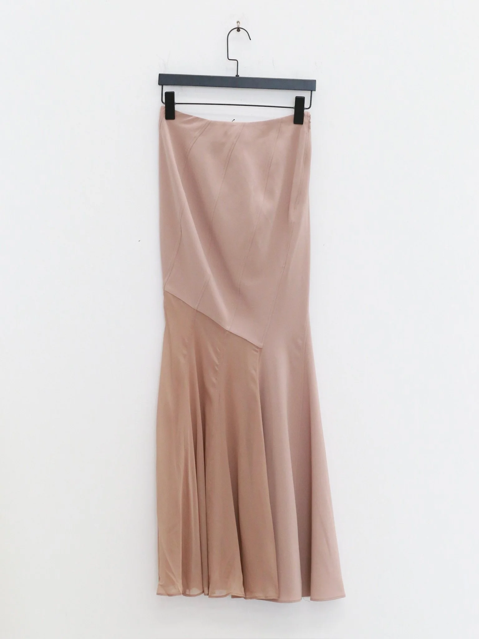 OUDE WAAG Spring/Summer 2026 Ripple-Patterned Fishtail Skirt OW-OW-26SS-SK05-PM (PK230 PINK MIST) - Image 13